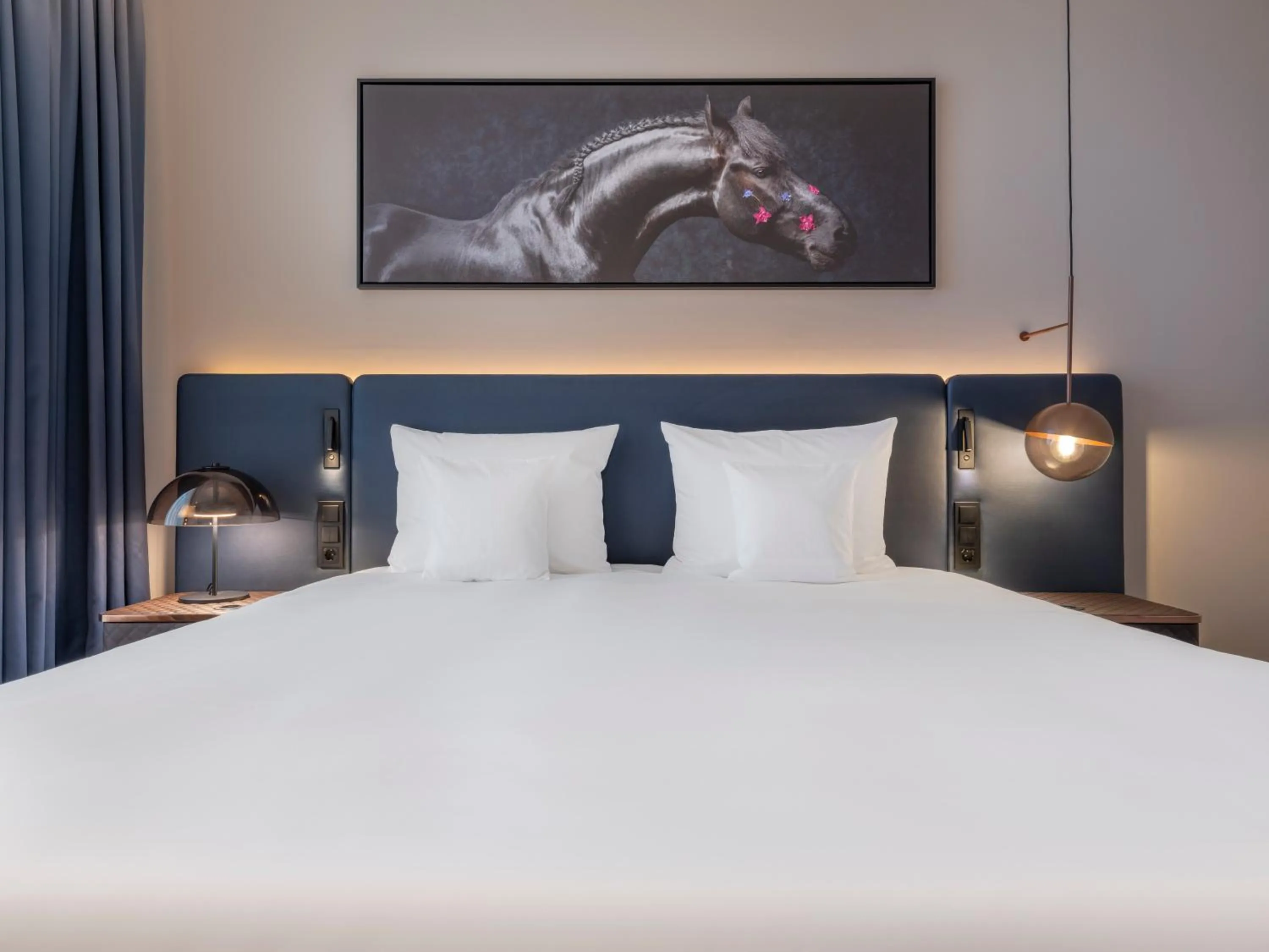 Bed in Steigenberger Icon Europäischer Hof Baden Baden