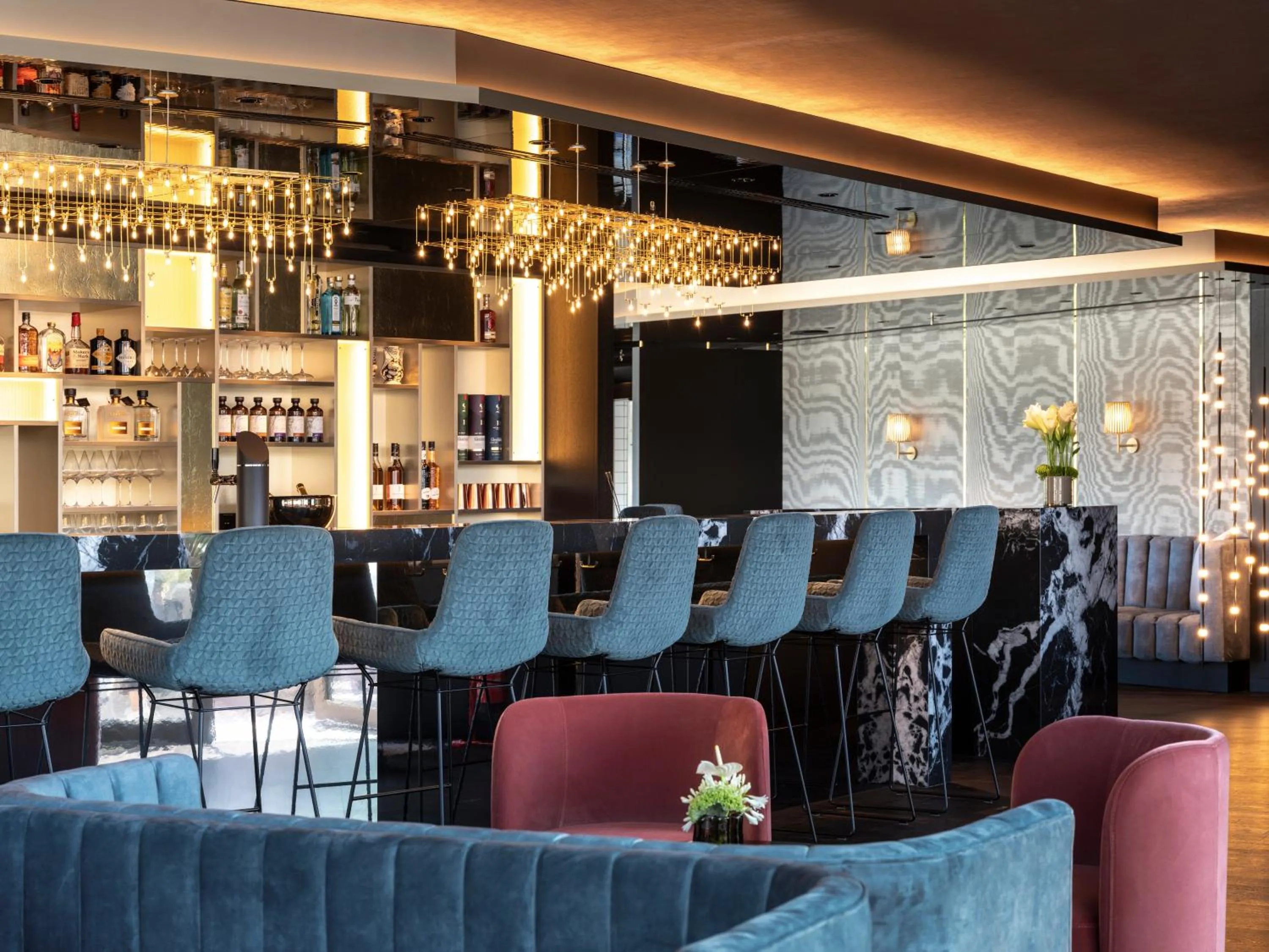 Lounge or bar in Steigenberger Icon Europäischer Hof Baden Baden