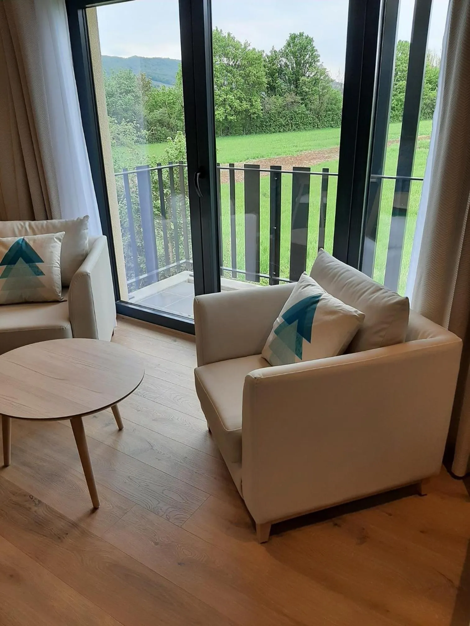 Garden view in Villa Thermae Santenay