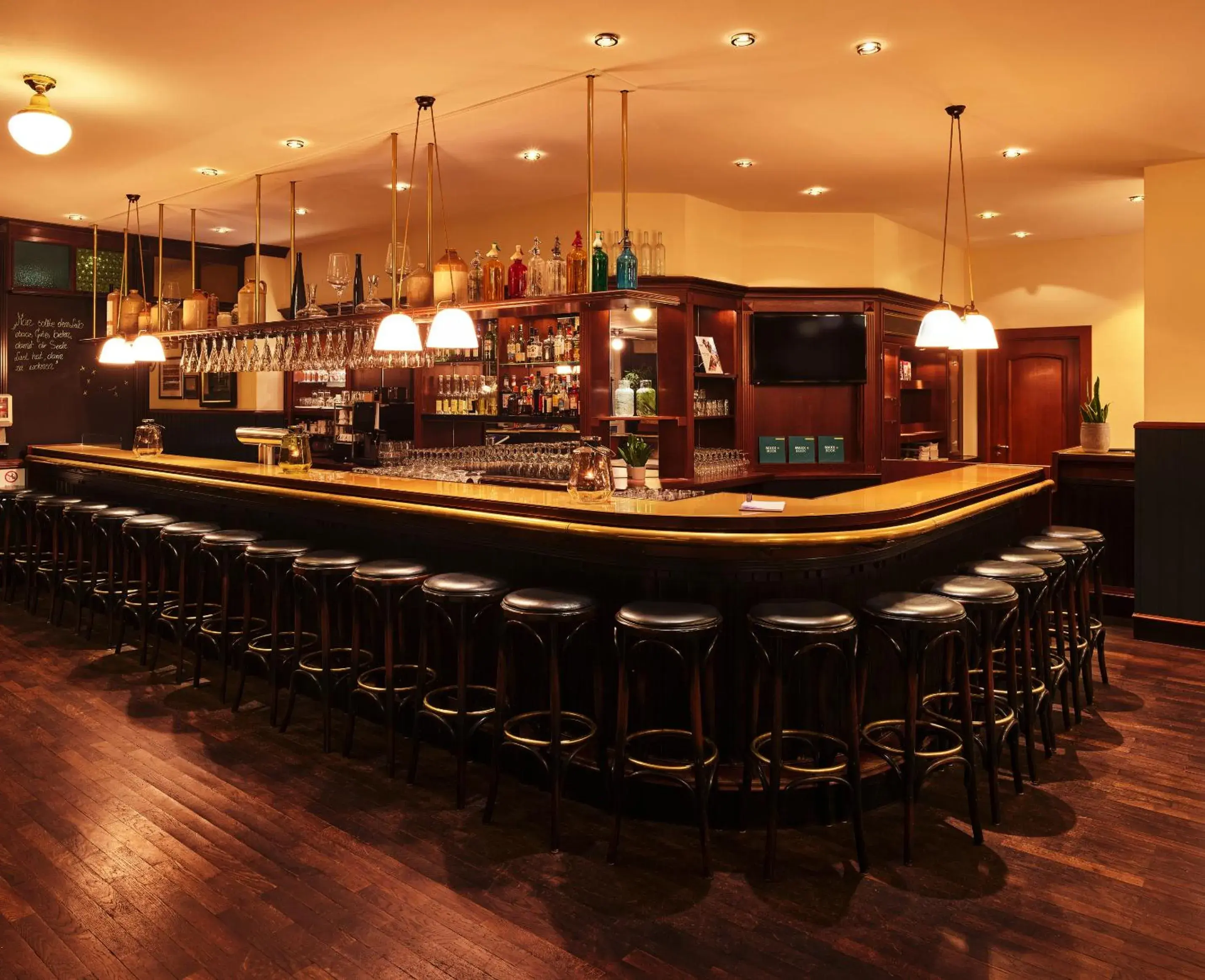 Lounge or bar in MAXX by Steigenberger Deidesheim Lounge or bar in MAXX by Steigenberger Deidesheim