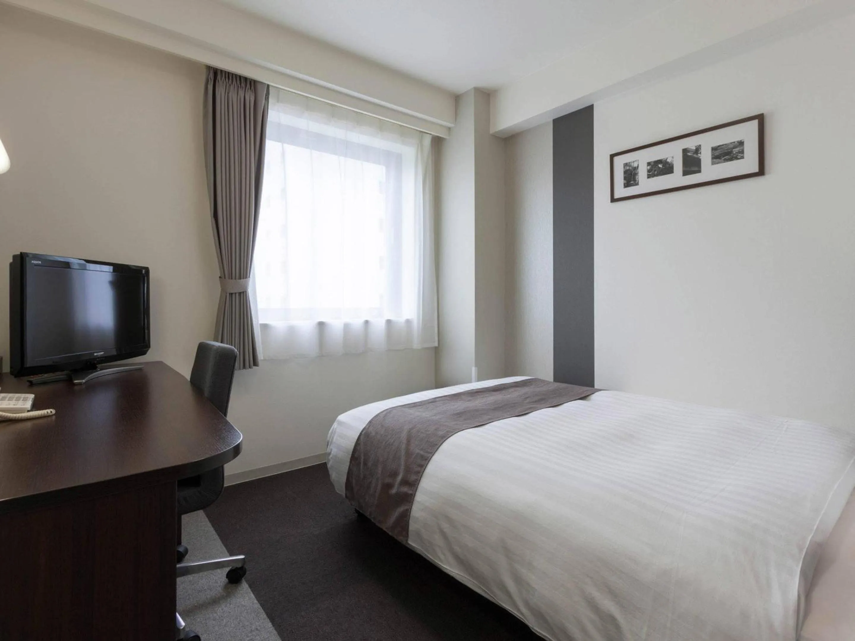 Bedroom, Bed in Comfort Hotel Akita