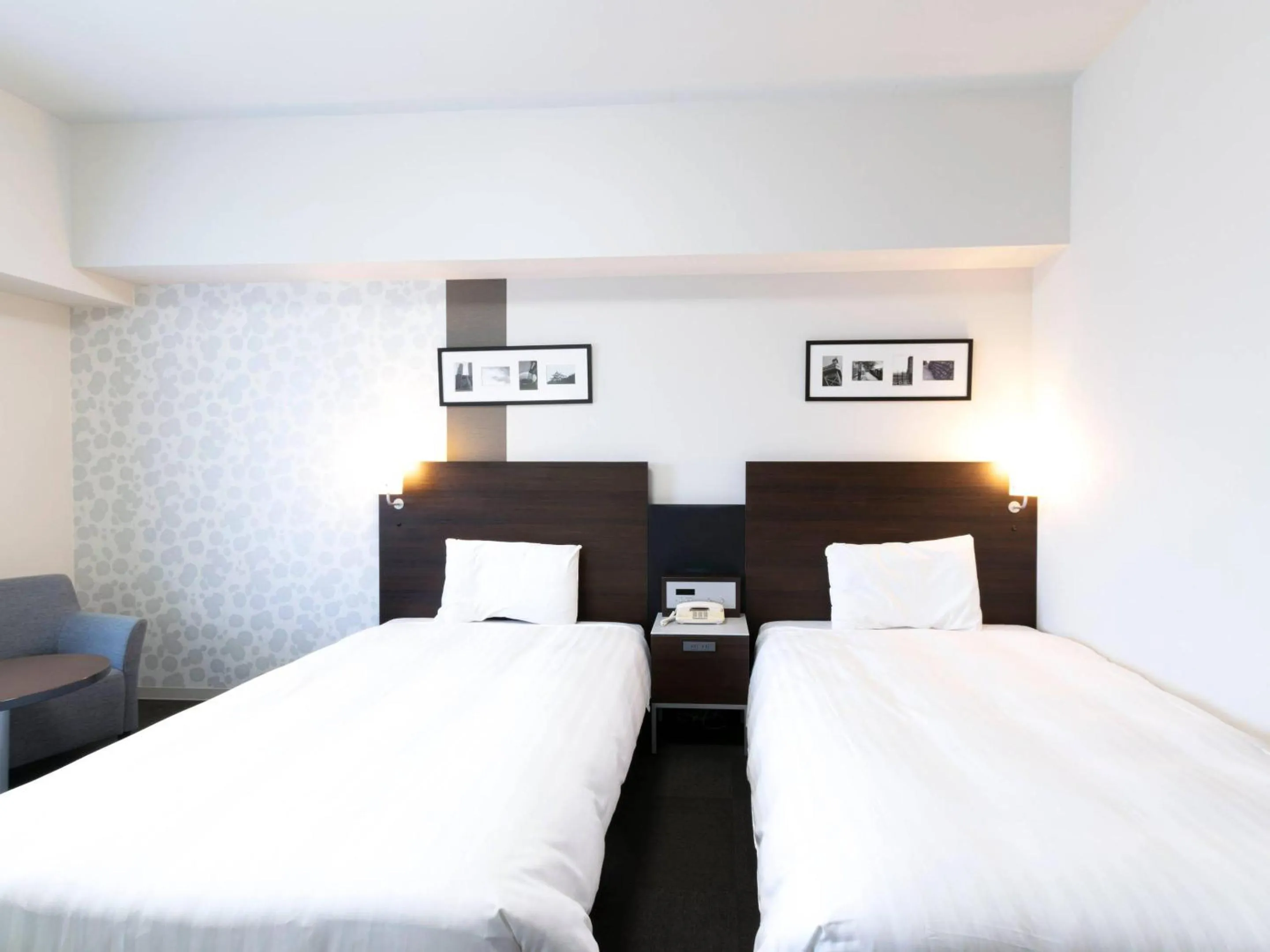 Bedroom, Bed in Comfort Hotel Central International Airport