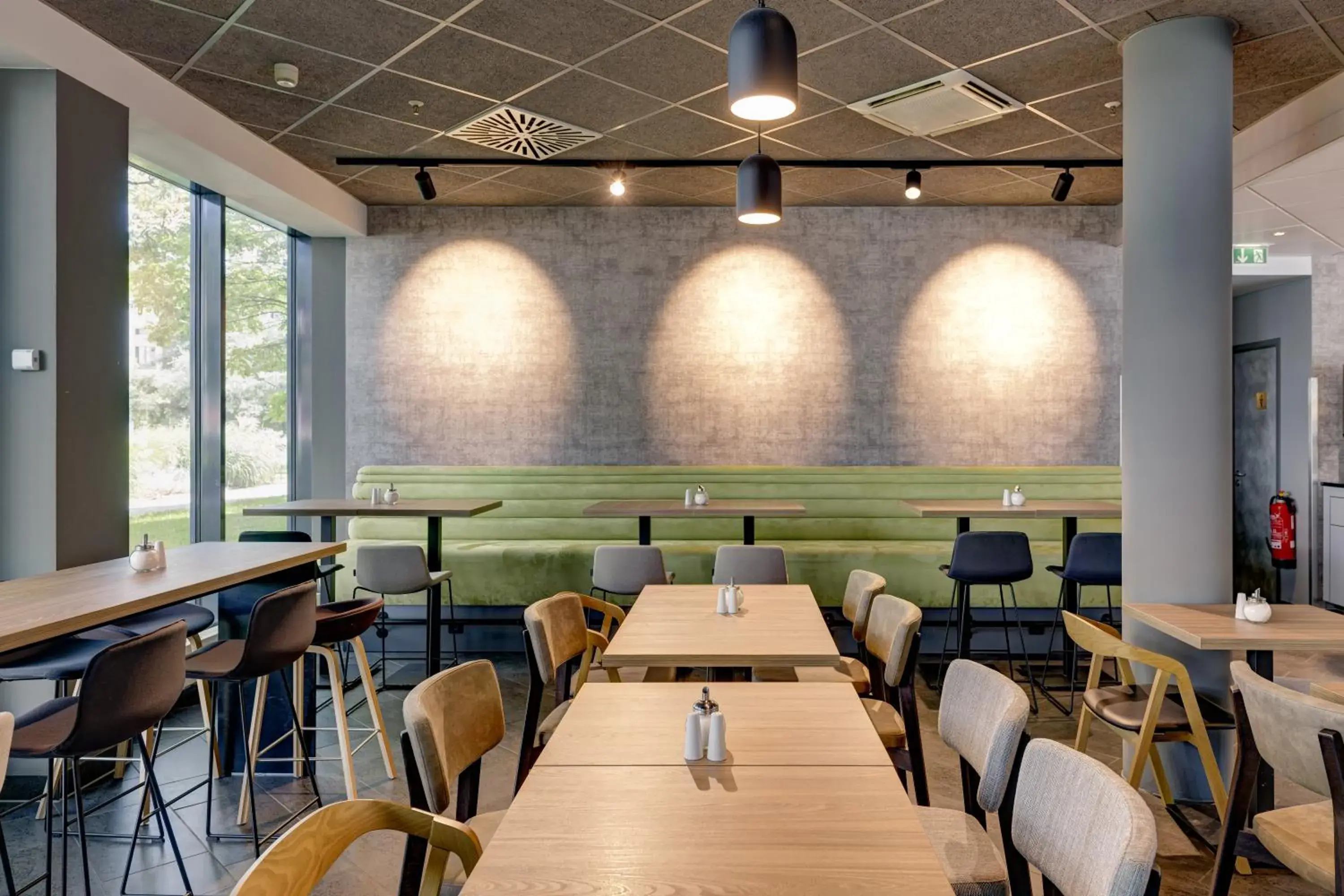 Breakfast in Novotel Suites München Parkstadt Schwabing Breakfast in Novotel Suites München Parkstadt Schwabing