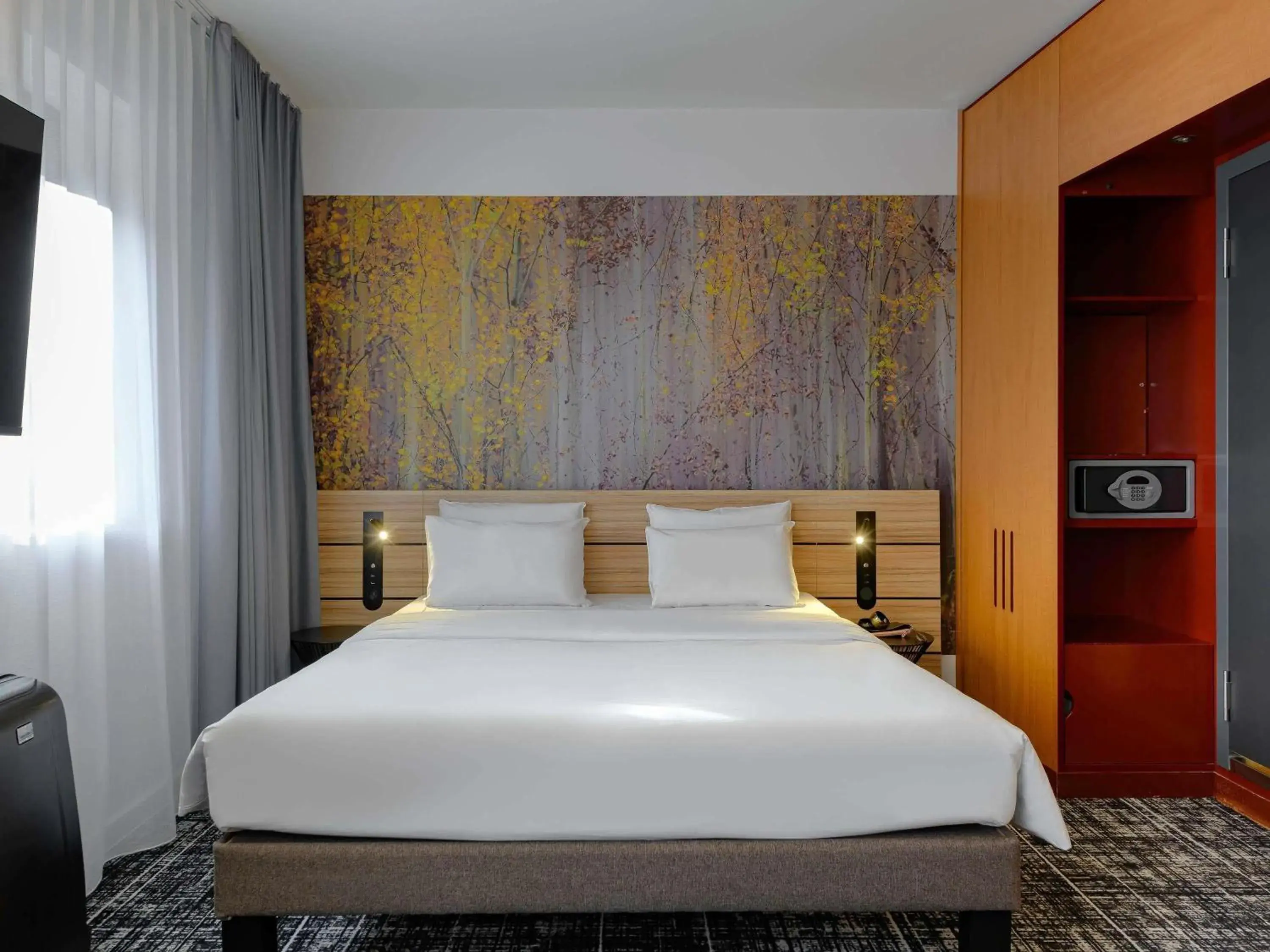 Bedroom, Bed in Novotel Suites München Parkstadt Schwabing Bedroom, Bed in Novotel Suites München Parkstadt Schwabing