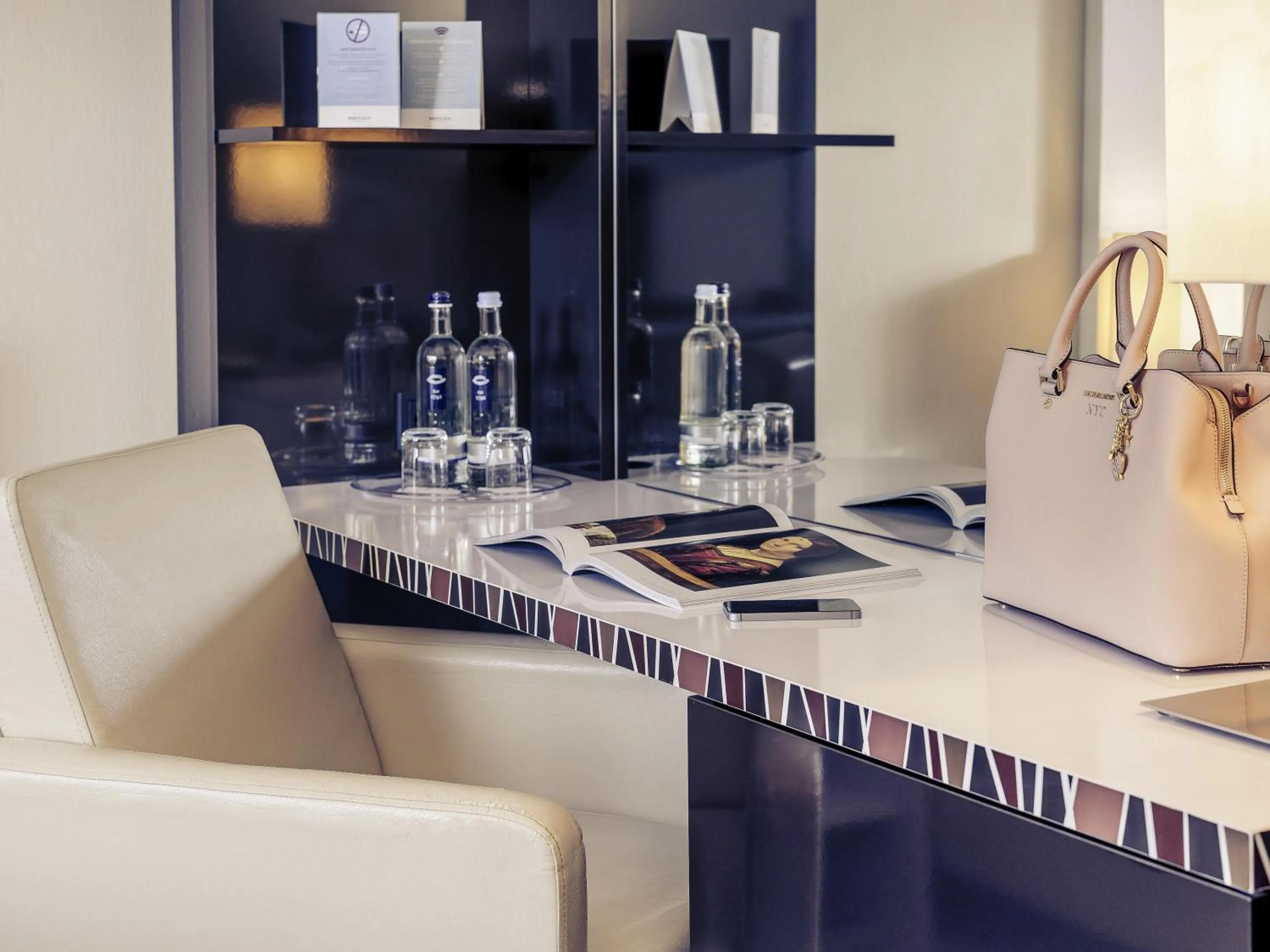 Bedroom in Mercure Hotel Wiesbaden City