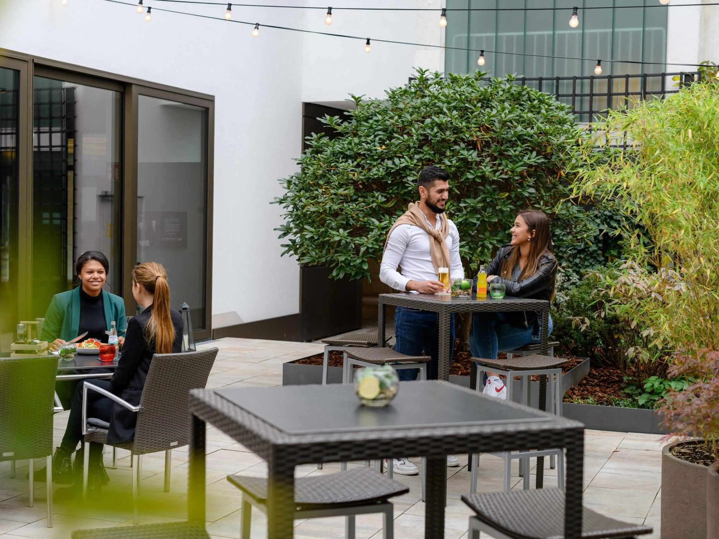 Lounge or bar in Mercure Hotel Wiesbaden City