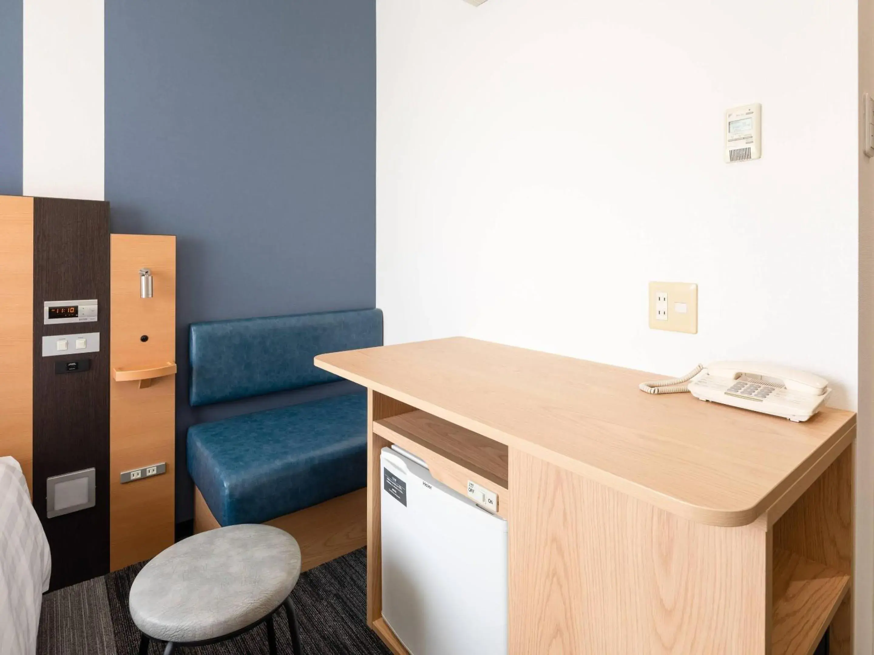 Bedroom in Comfort Hotel Narita Bedroom in Comfort Hotel Narita