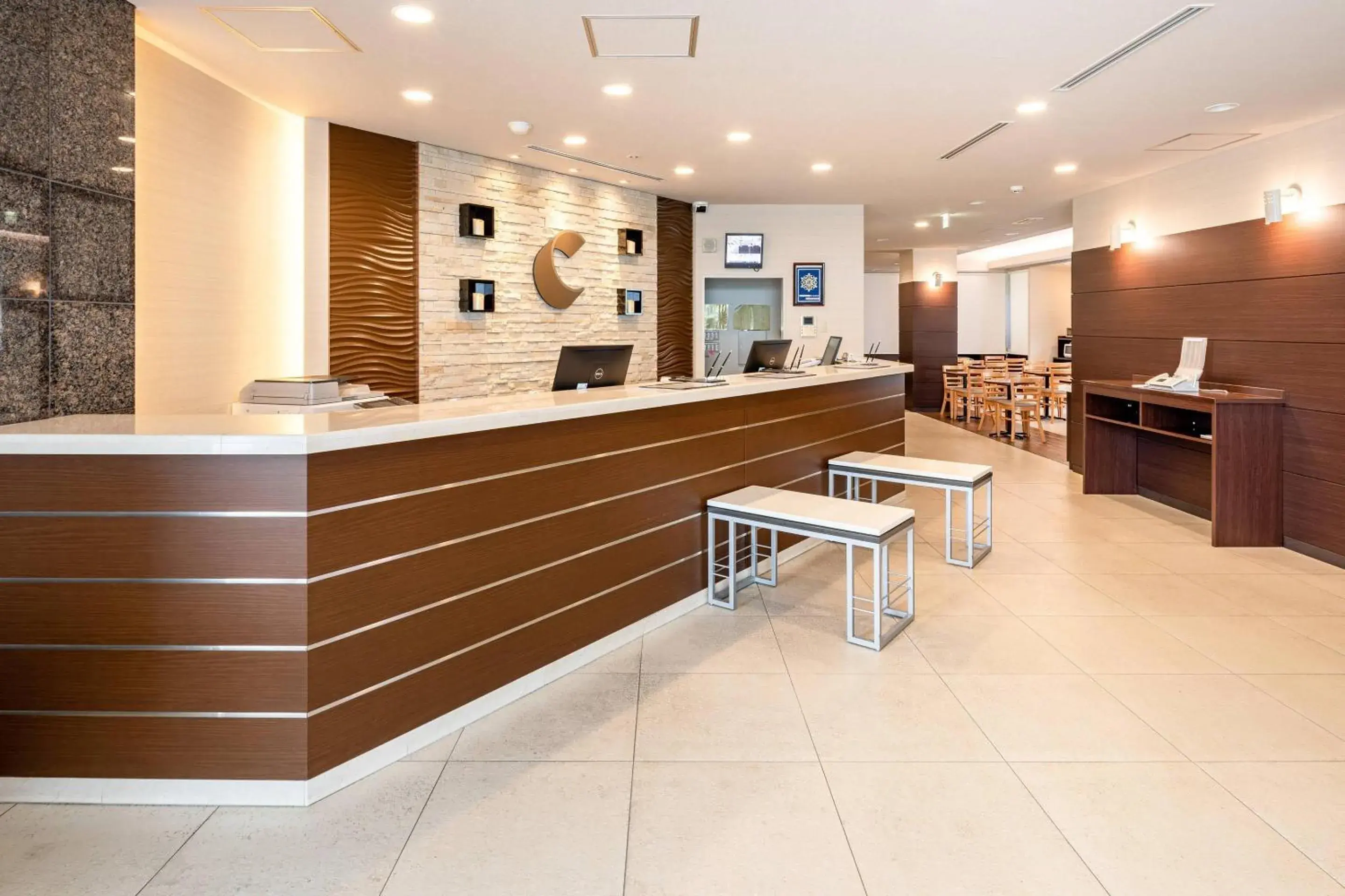 Lobby or reception in Comfort Hotel Tomakomai Lobby or reception in Comfort Hotel Tomakomai