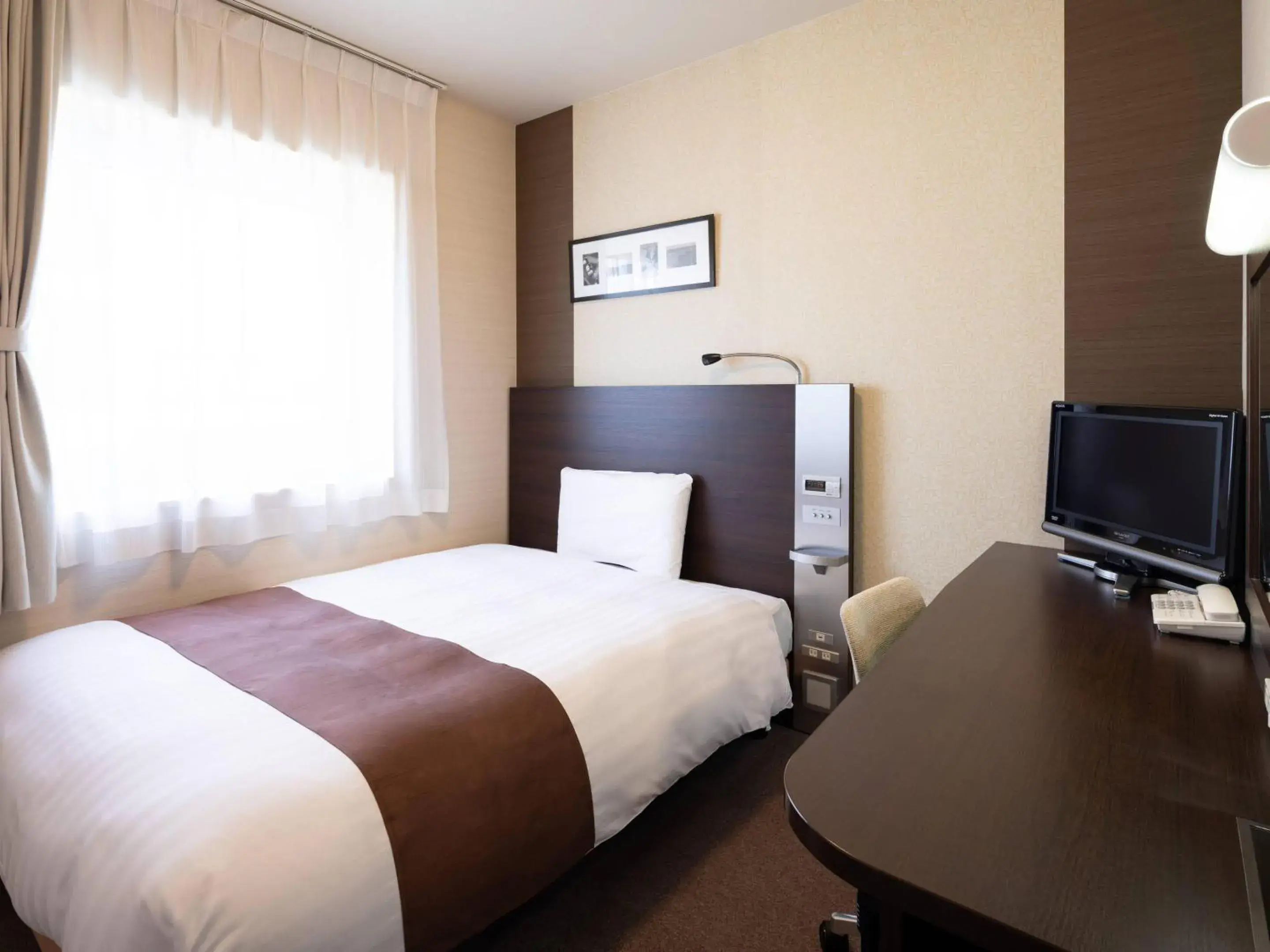 Bedroom, Bed in Comfort Hotel Tomakomai Bedroom, Bed in Comfort Hotel Tomakomai