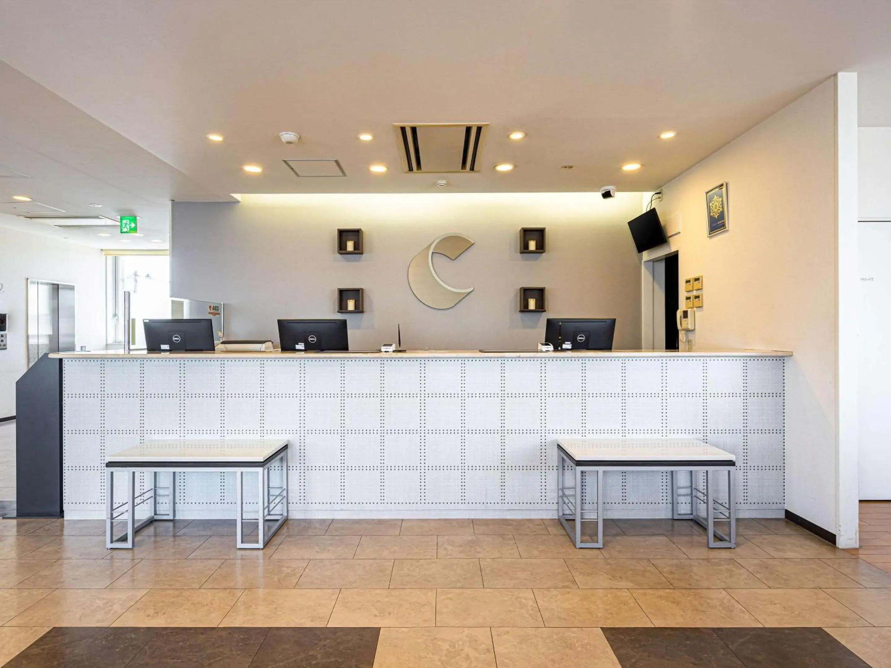 Lobby or reception in Comfort Hotel Tsubamesanjo Lobby or reception in Comfort Hotel Tsubamesanjo