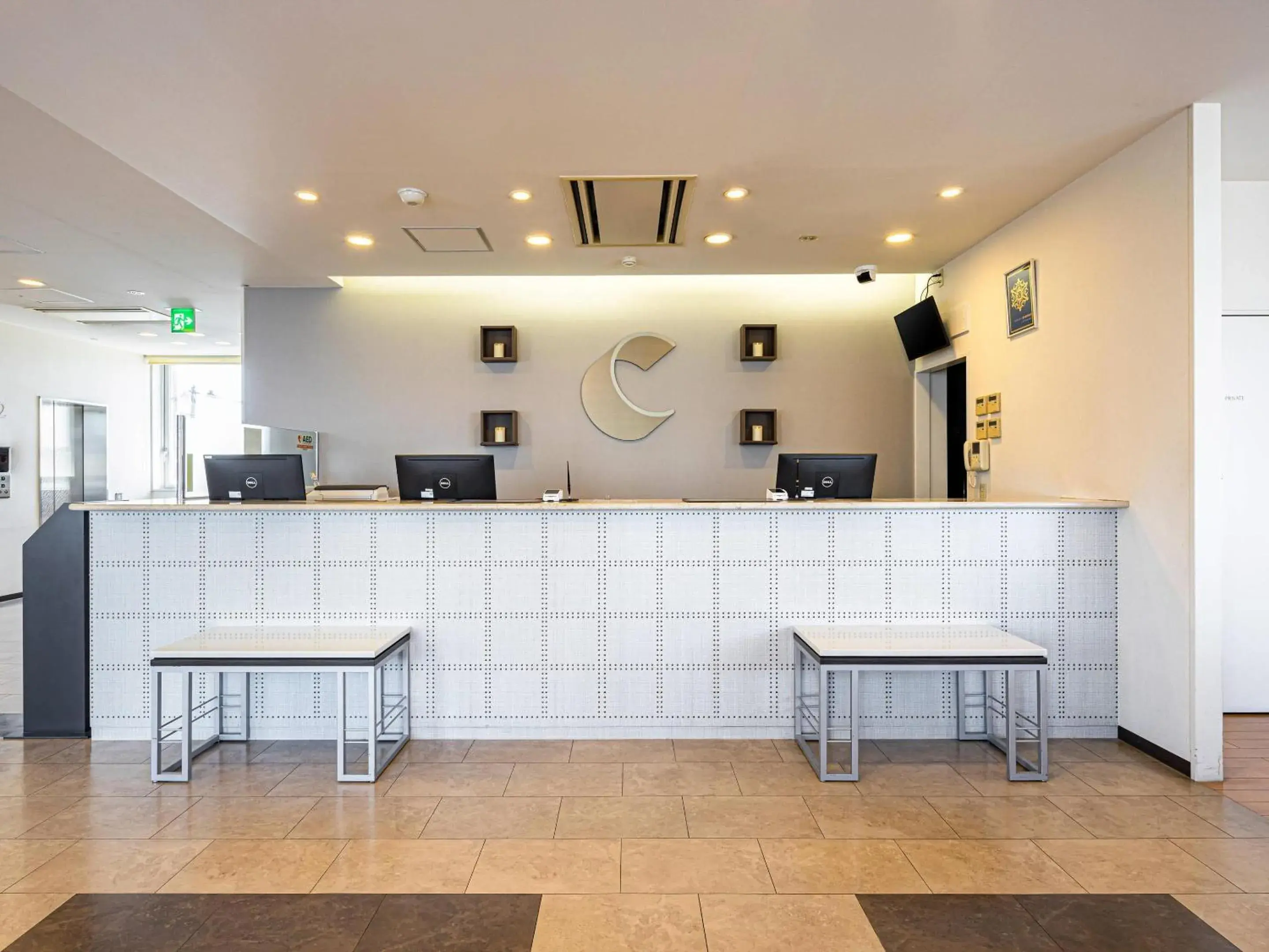 Lobby or reception in Comfort Hotel Tsubamesanjo Lobby or reception in Comfort Hotel Tsubamesanjo