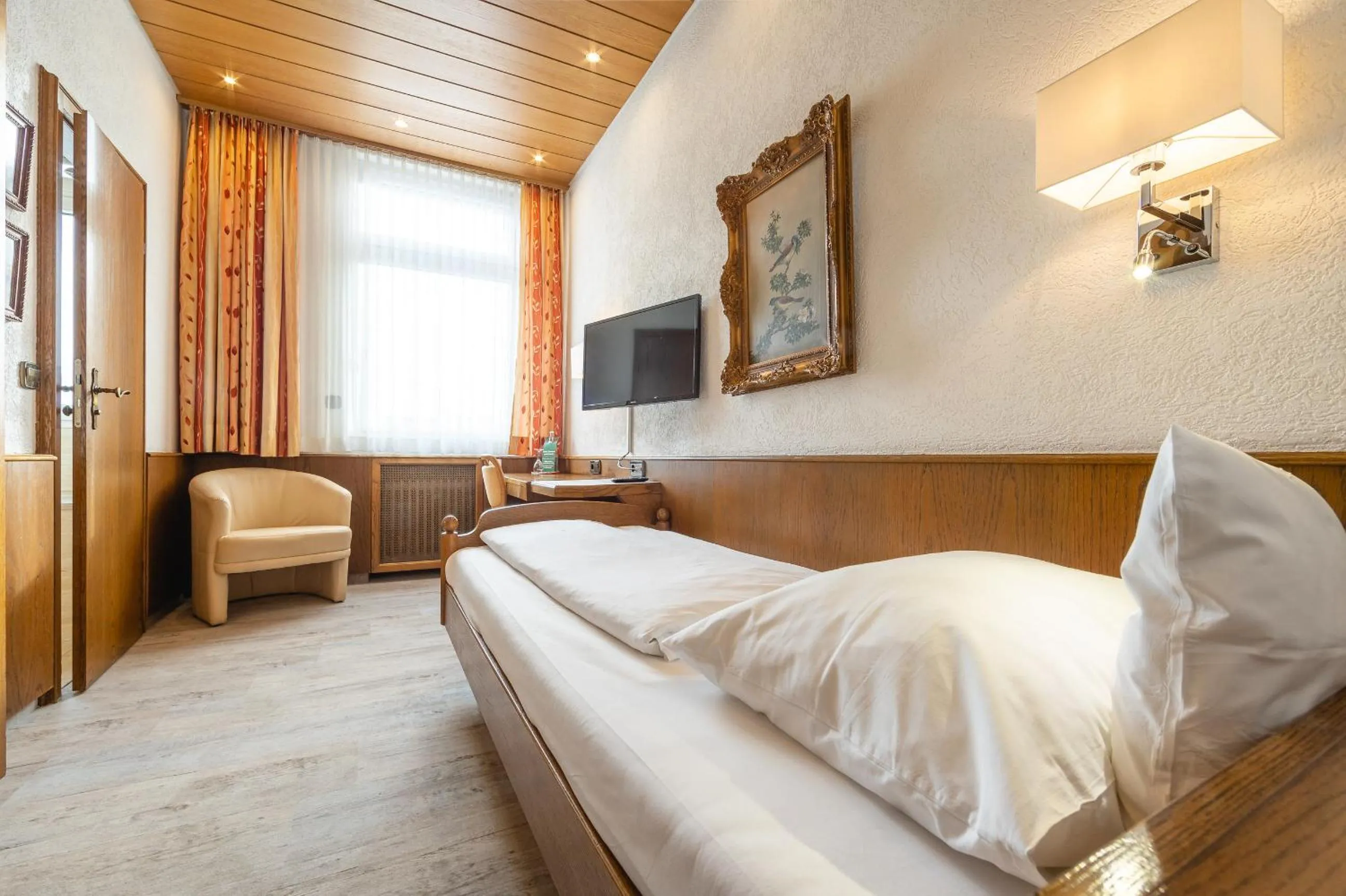 Bed in AAAA Hotelwelt KÜBLER