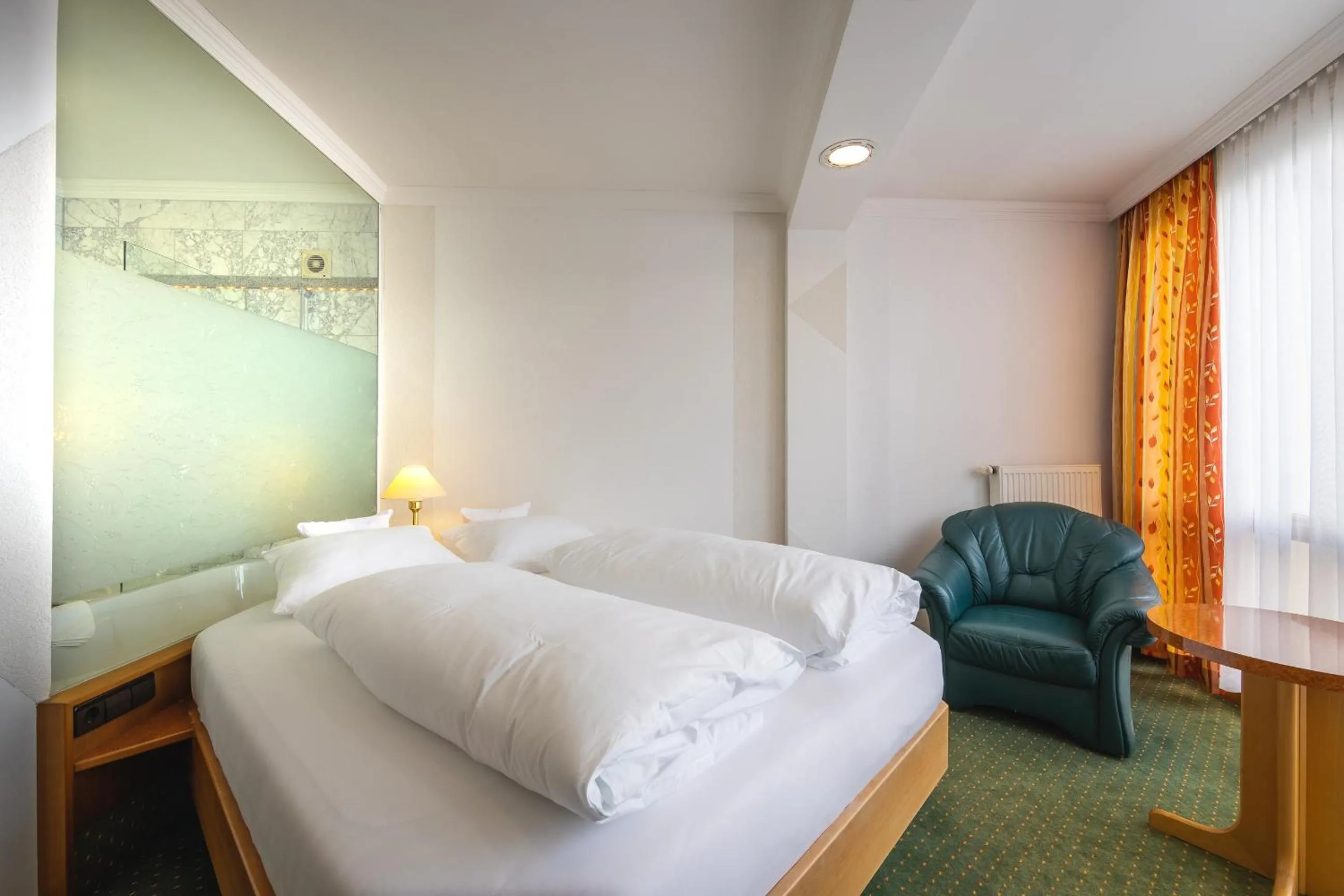 Bed in AAAA Hotelwelt KÜBLER