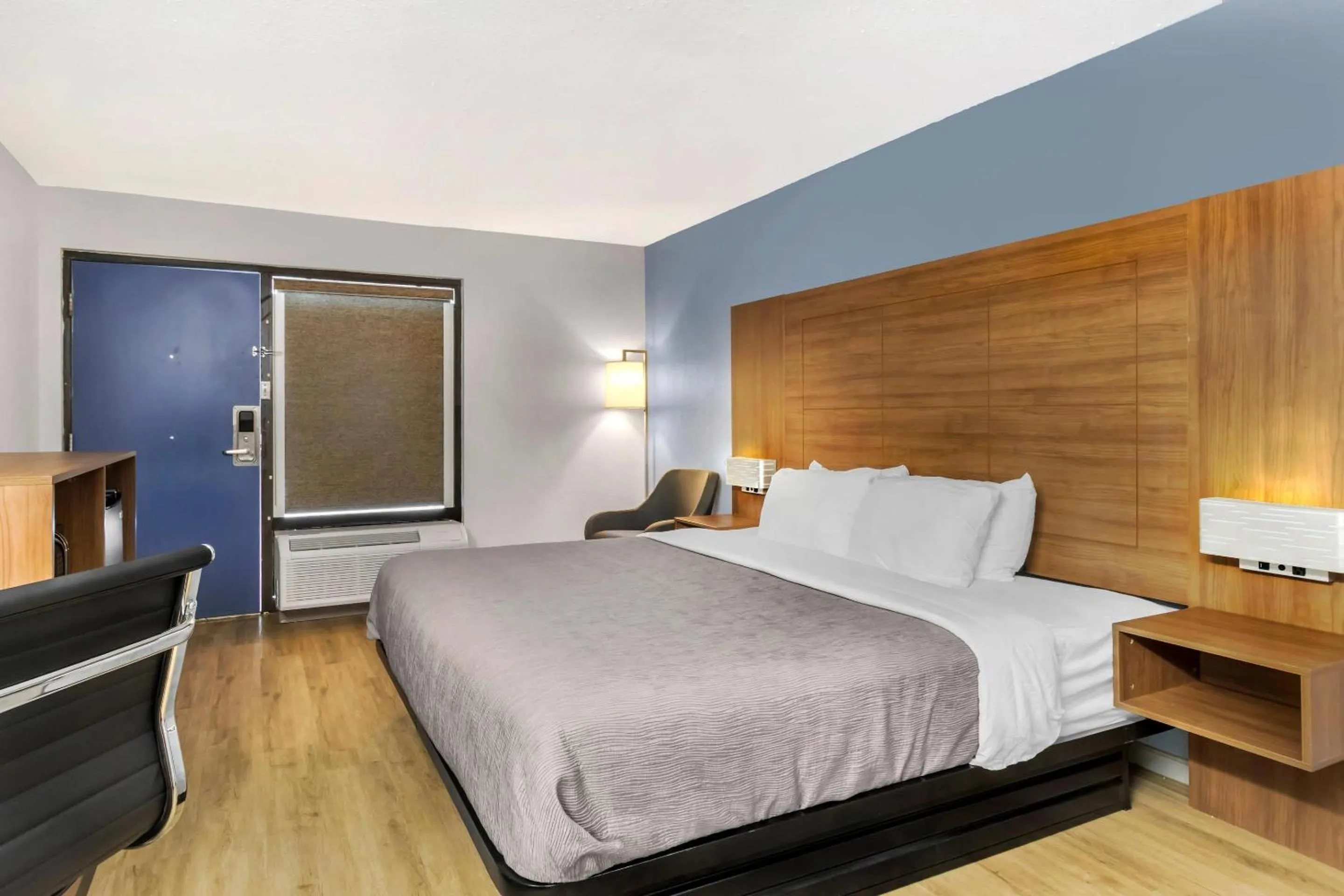 Bedroom, Bed in Quality Inn Madison - Huntsville