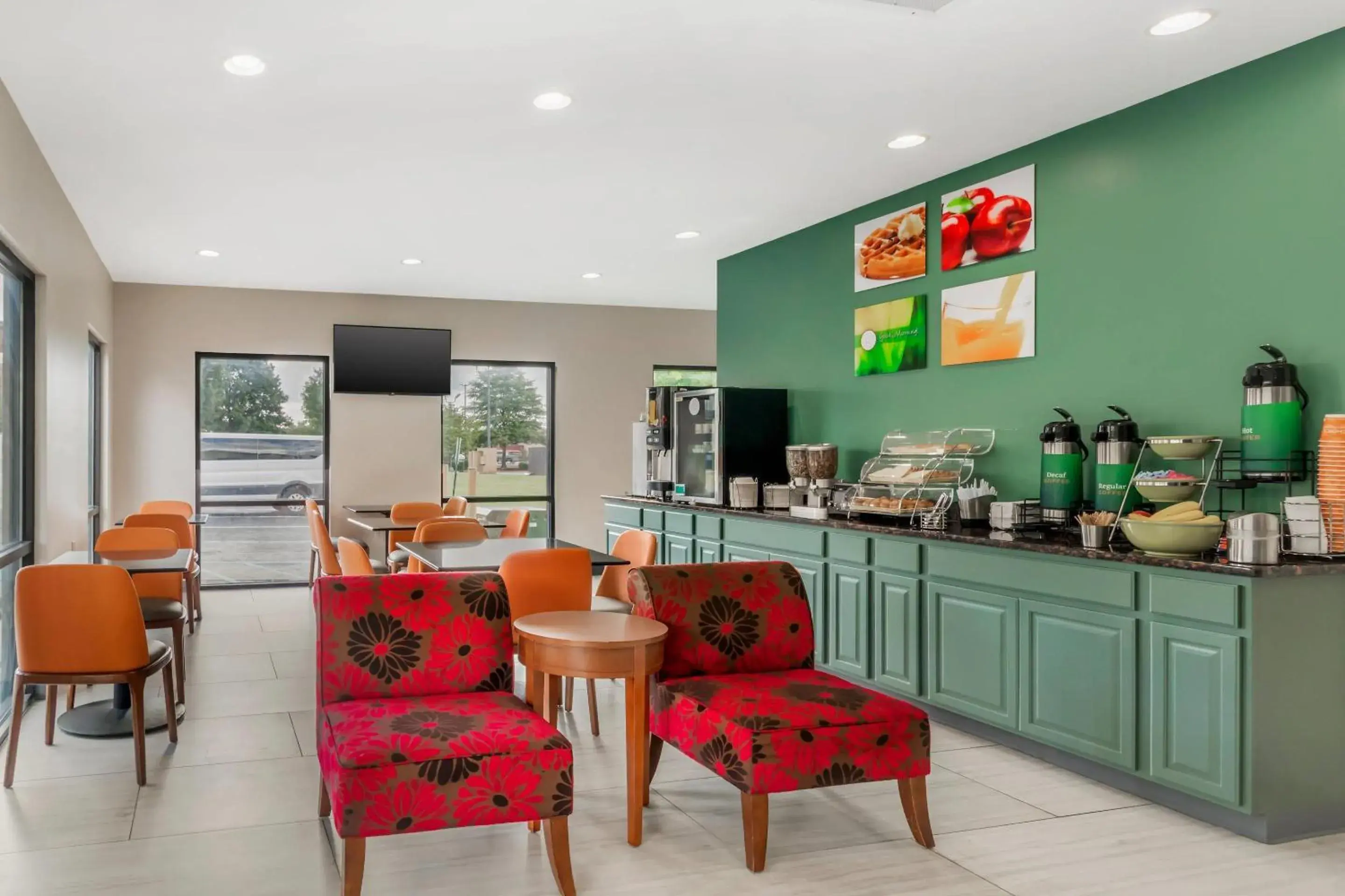 Breakfast in Quality Inn Madison - Huntsville Breakfast in Quality Inn Madison - Huntsville