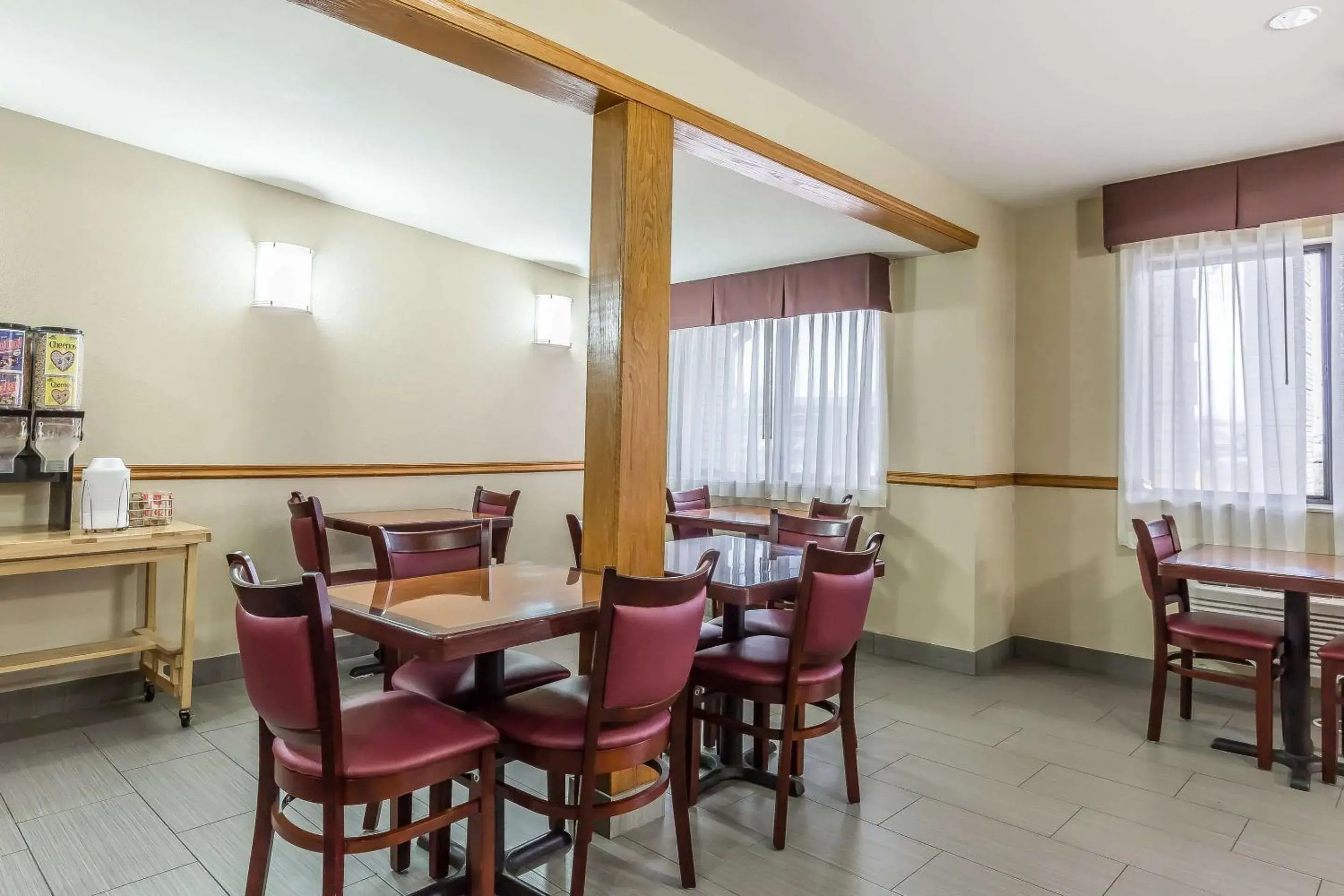 Restaurant/places to eat in Quality Inn Mount Vernon, IL Restaurant/places to eat in Quality Inn Mount Vernon, IL
