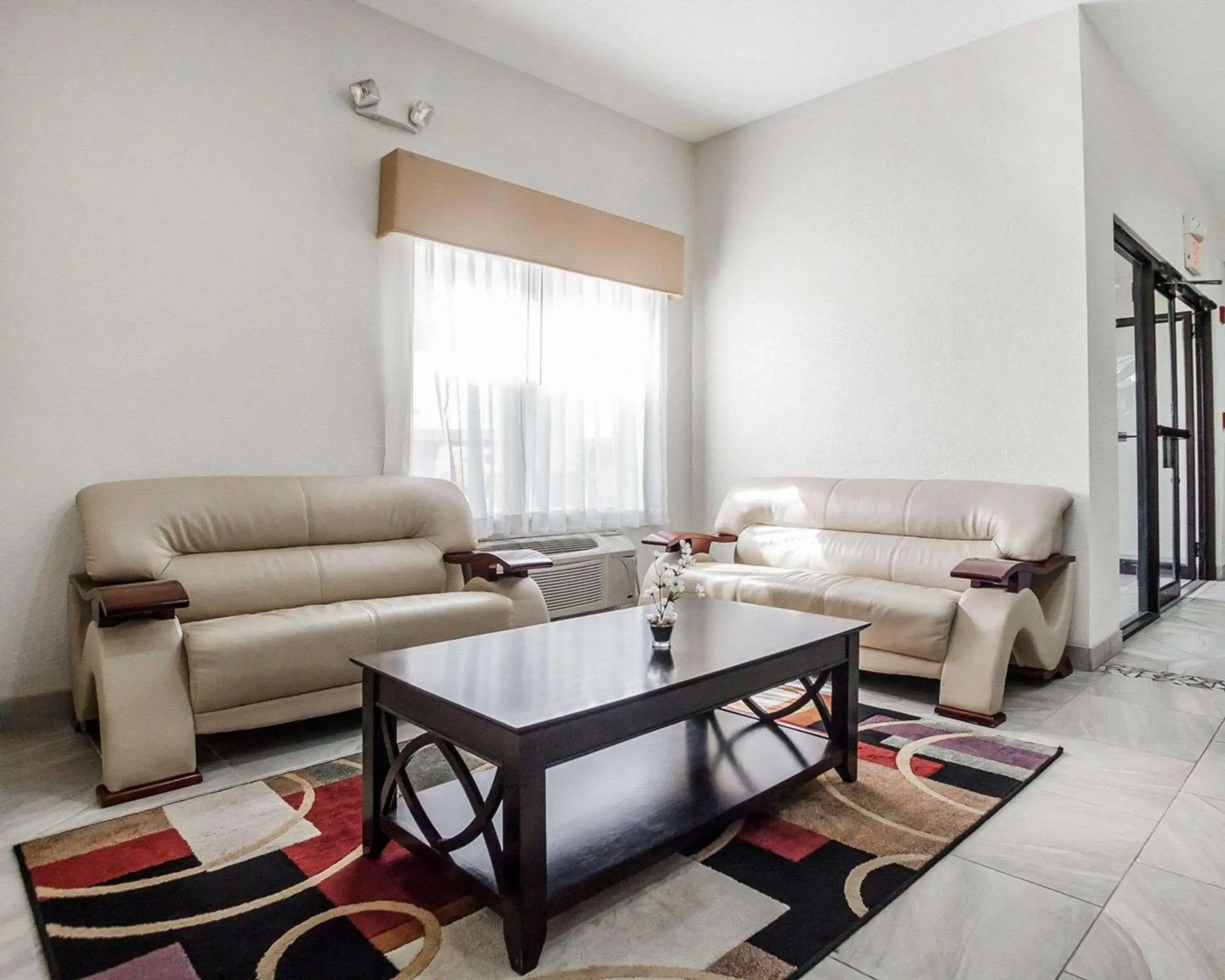 Lobby or reception in Quality Inn & Suites Altoona - Des Moines Lobby or reception in Quality Inn & Suites Altoona - Des Moines