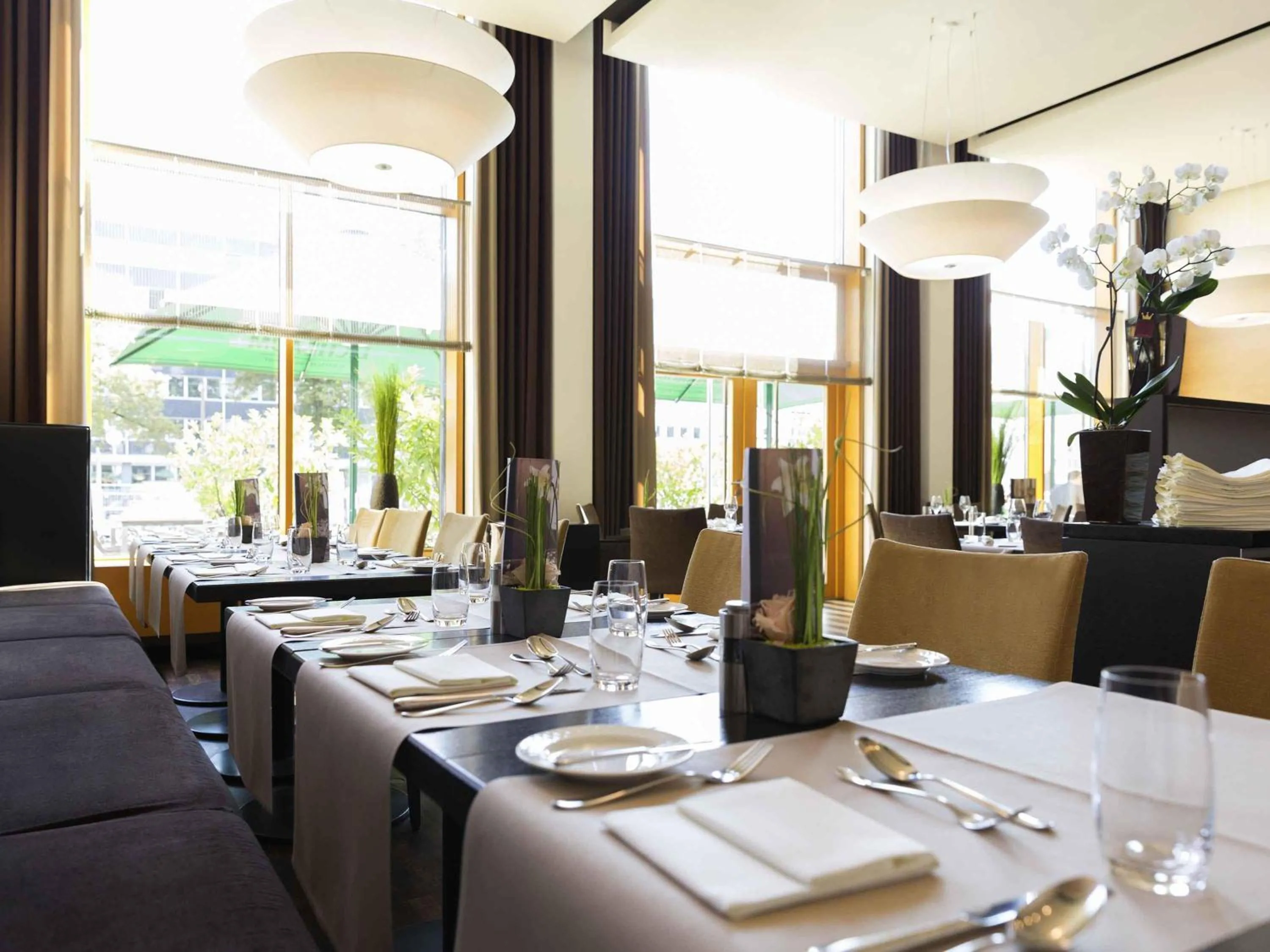 Restaurant/places to eat in Novotel Karlsruhe City