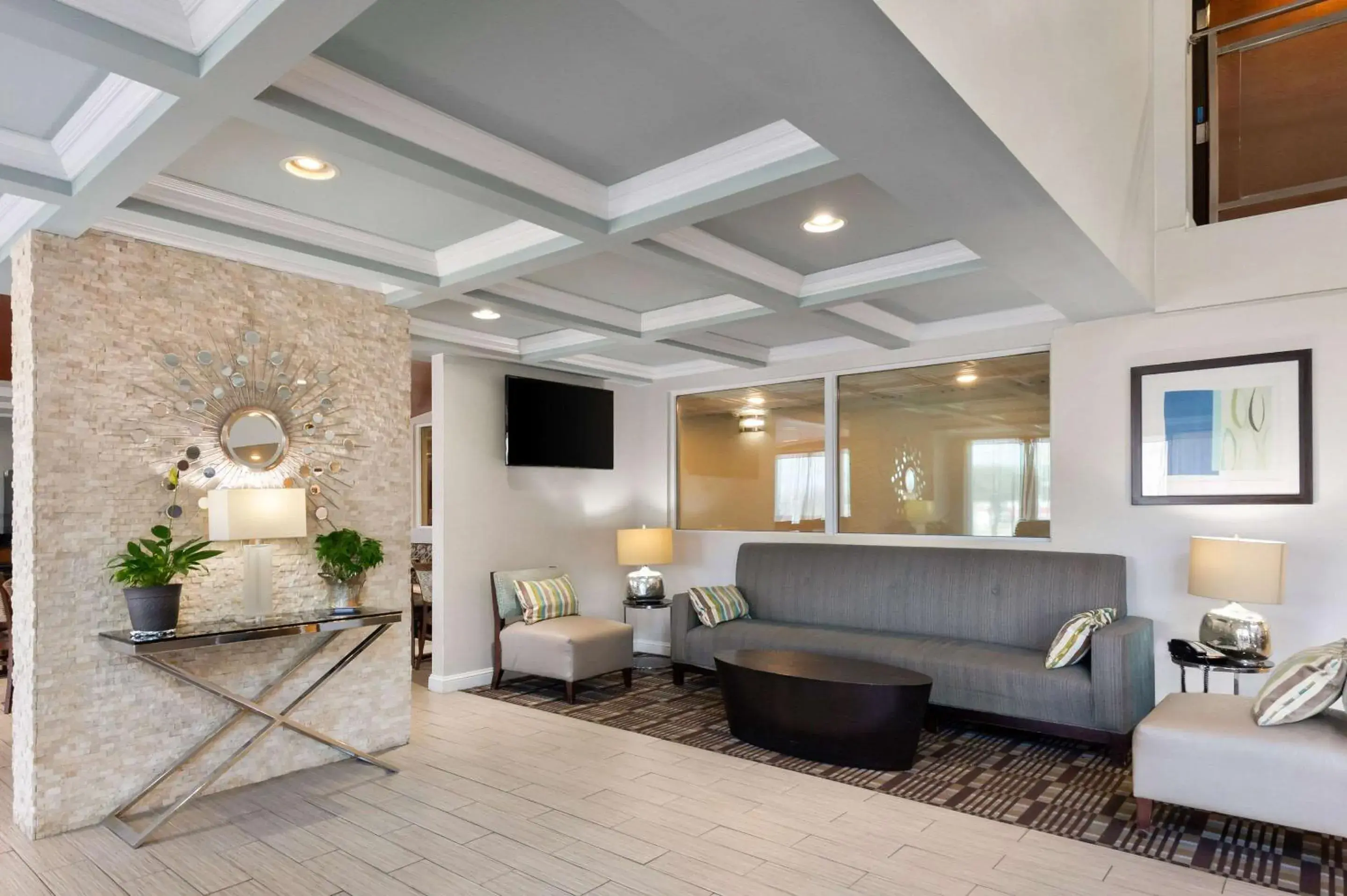 Lobby or reception in Comfort Inn & Suites Springfield I-55 Lobby or reception in Comfort Inn & Suites Springfield I-55