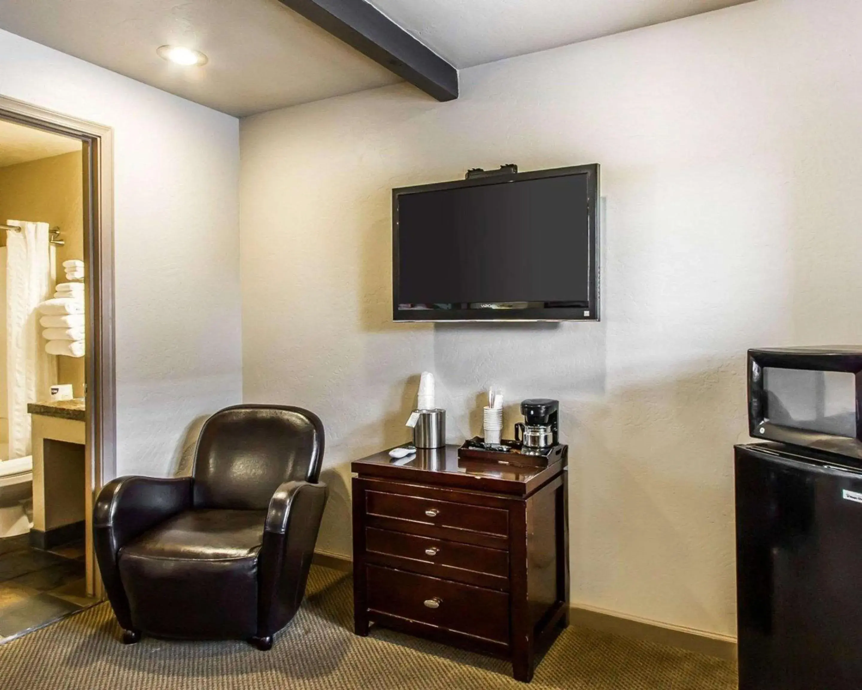 Bedroom in Rodeway Inn & Suites Williams Downtowner-Rte 66 Bedroom in Rodeway Inn & Suites Williams Downtowner-Rte 66