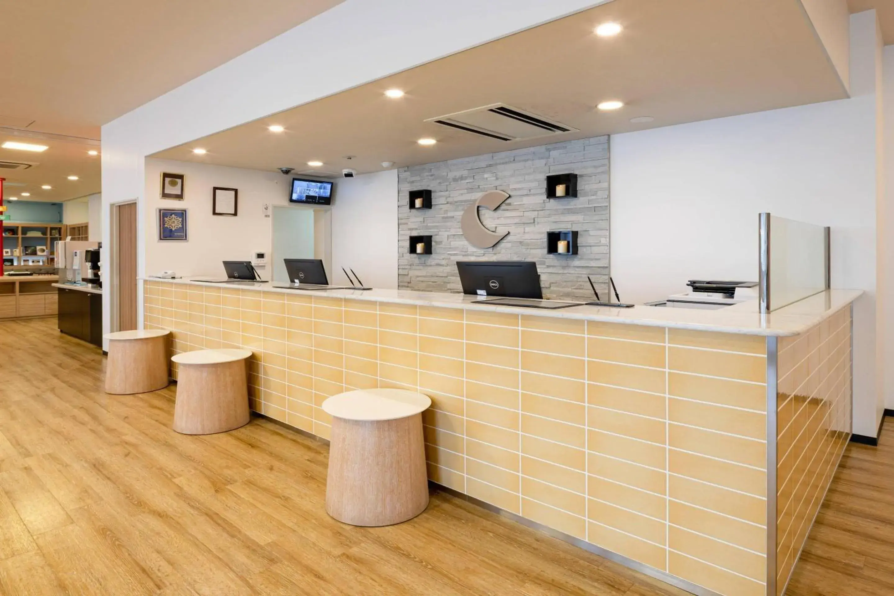 Lobby or reception in Comfort Hotel Hamamatsu Lobby or reception in Comfort Hotel Hamamatsu