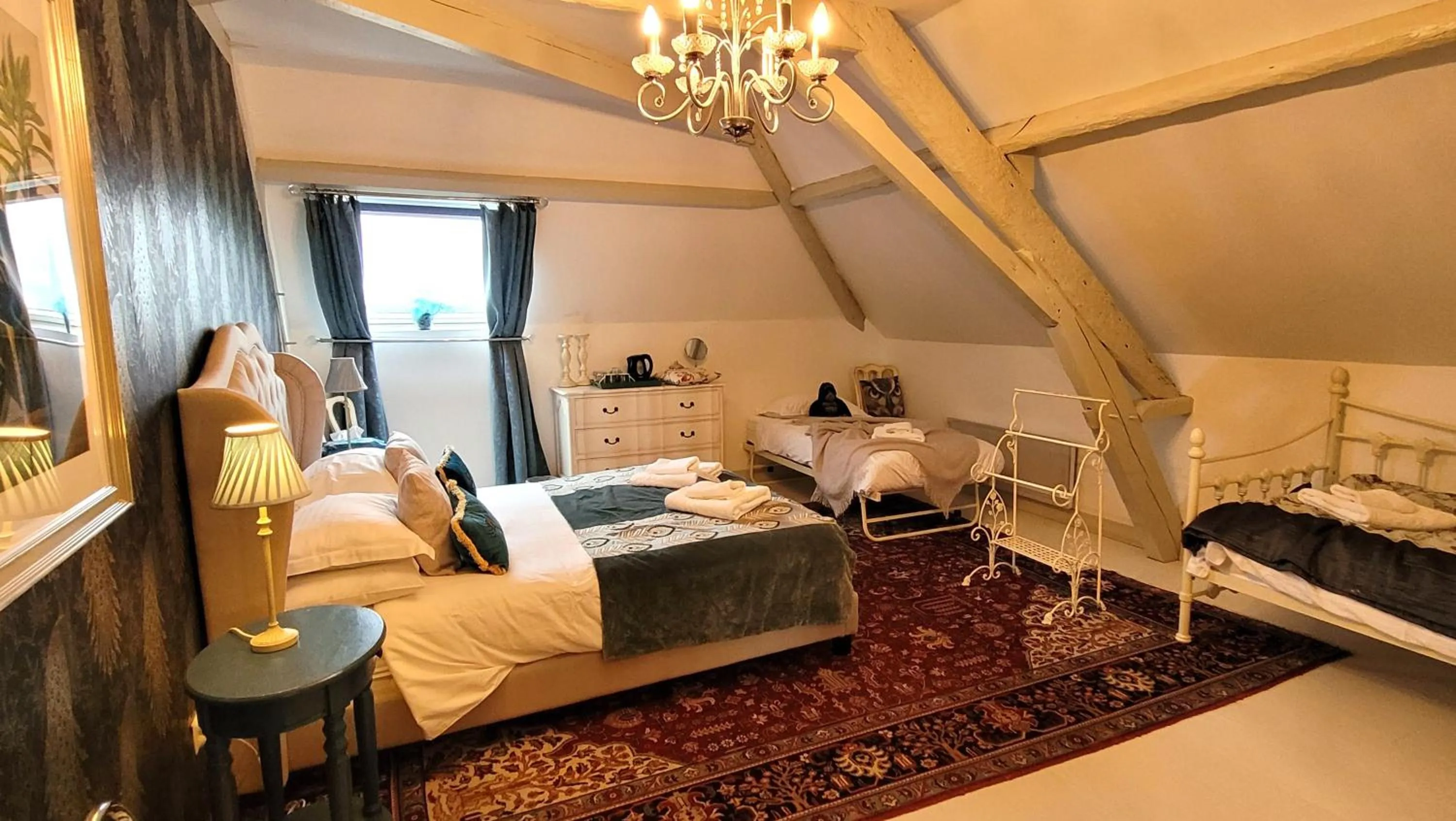 Bedroom, Bed in Le Logis d'Epargnes B&B and Gite