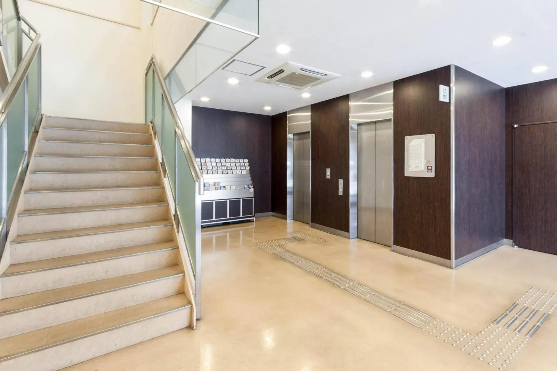 Lobby or reception in Comfort Hotel Kokura Lobby or reception in Comfort Hotel Kokura