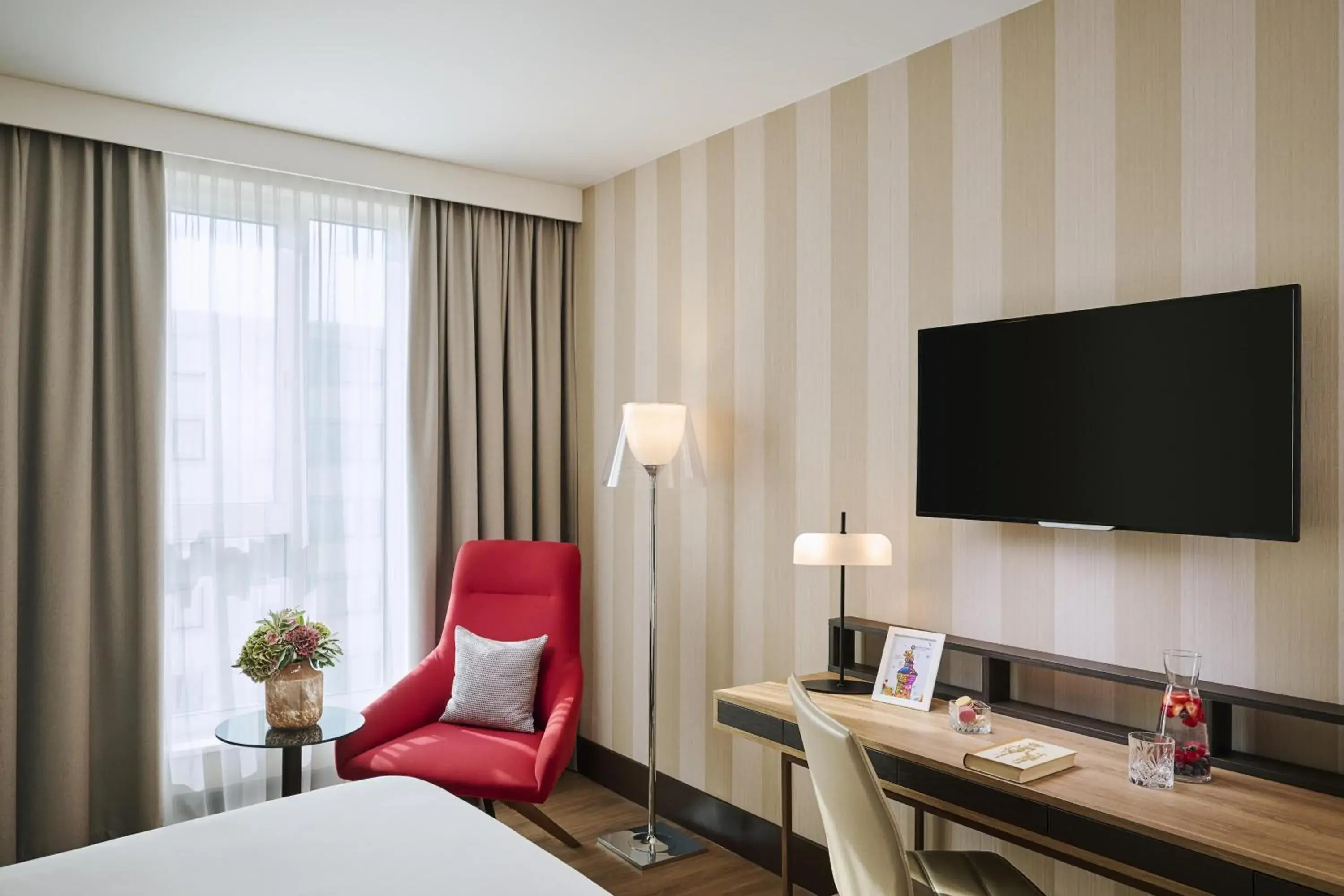 Bedroom, Bed in NH Collection Nürnberg City Bedroom, Bed in NH Collection Nürnberg City