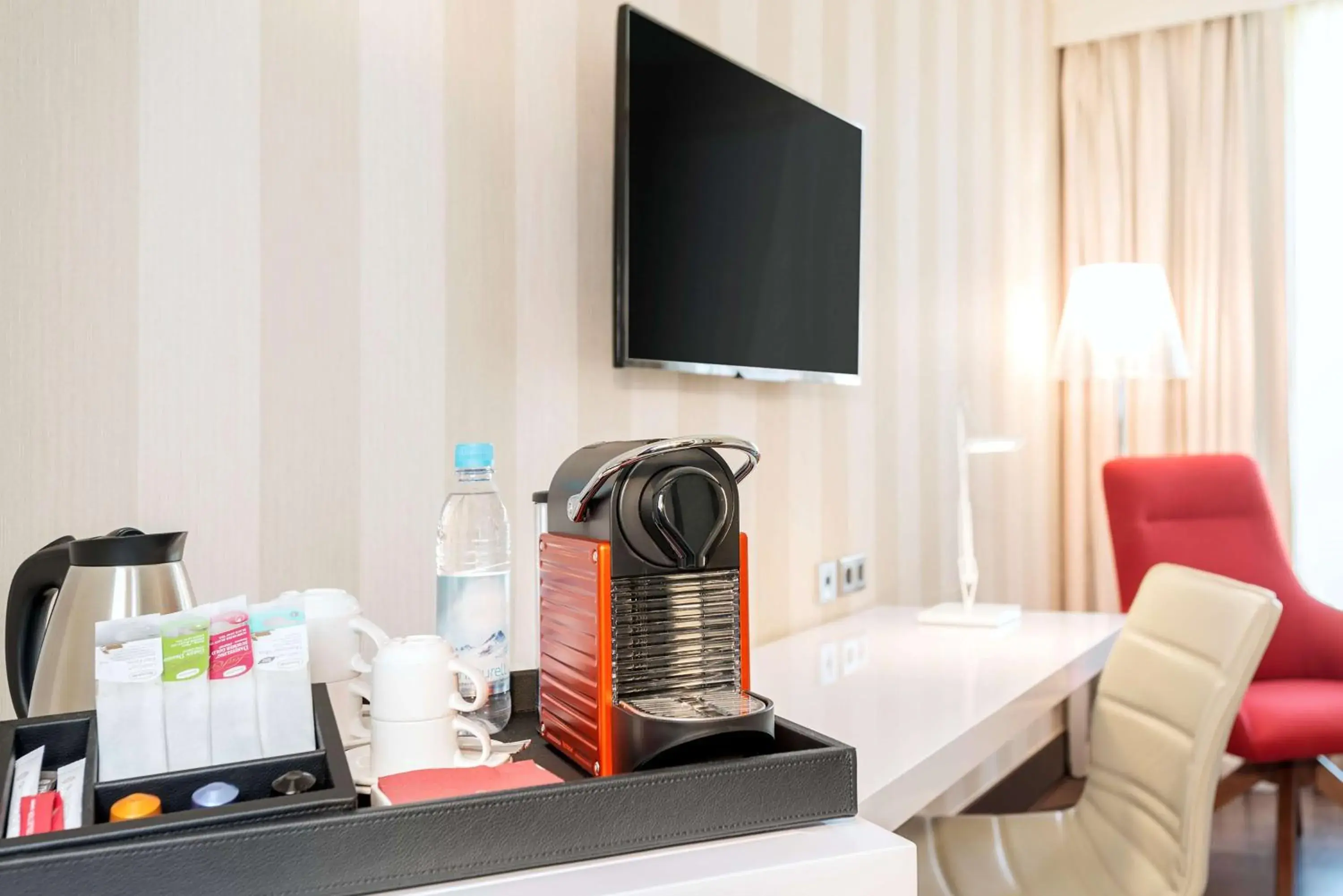 Photo of the whole room in NH Collection Nürnberg City Photo of the whole room in NH Collection Nürnberg City