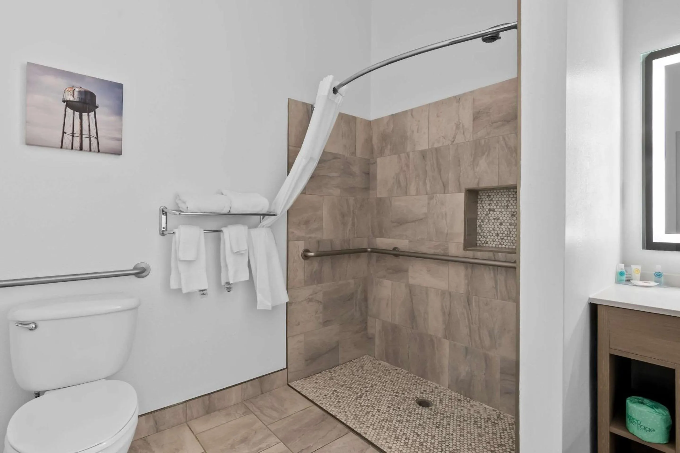 Bedroom in Comfort Inn & Suites Elk City South