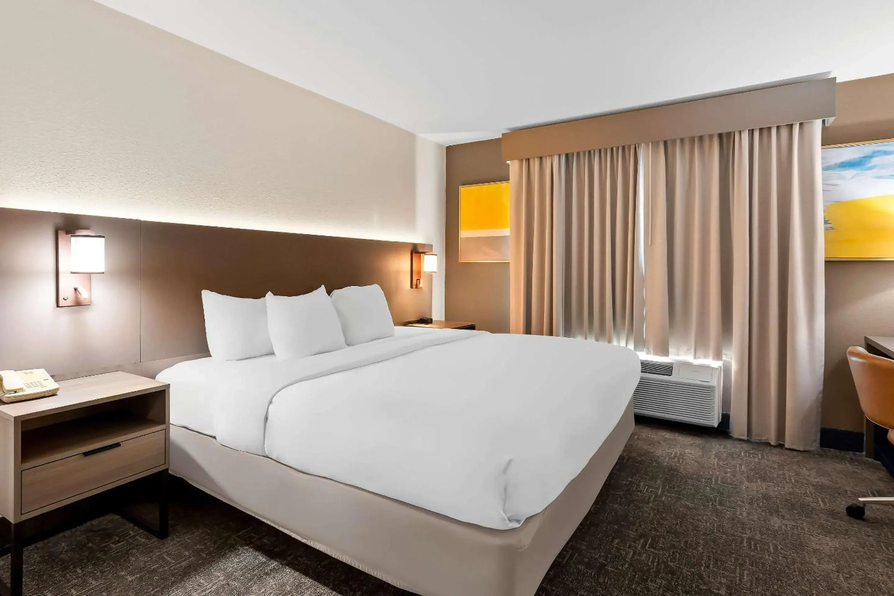 Bedroom, Bed in Comfort Inn & Suites Elk City South Bedroom, Bed in Comfort Inn & Suites Elk City South