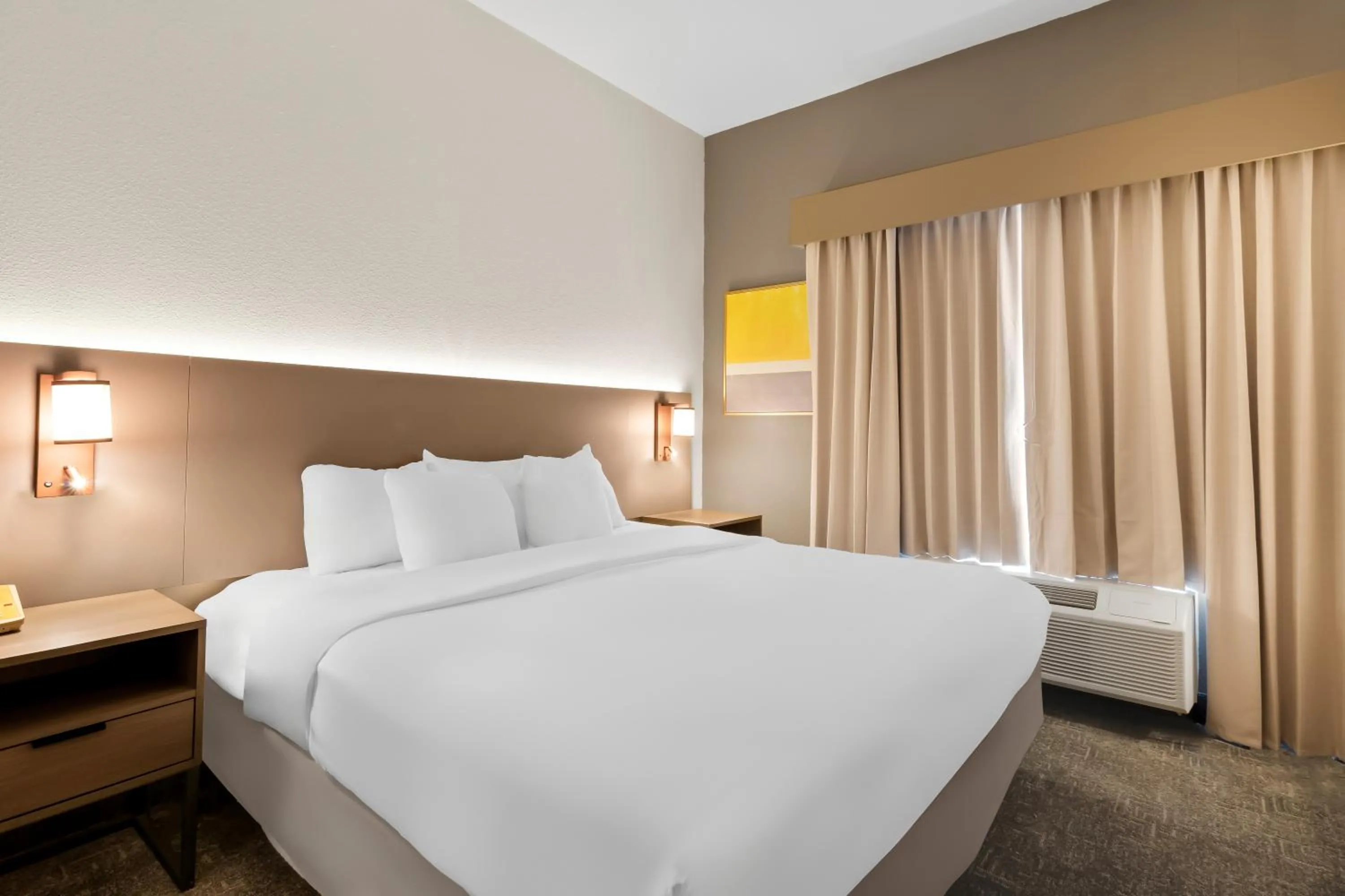 Bedroom in Comfort Inn & Suites Elk City South