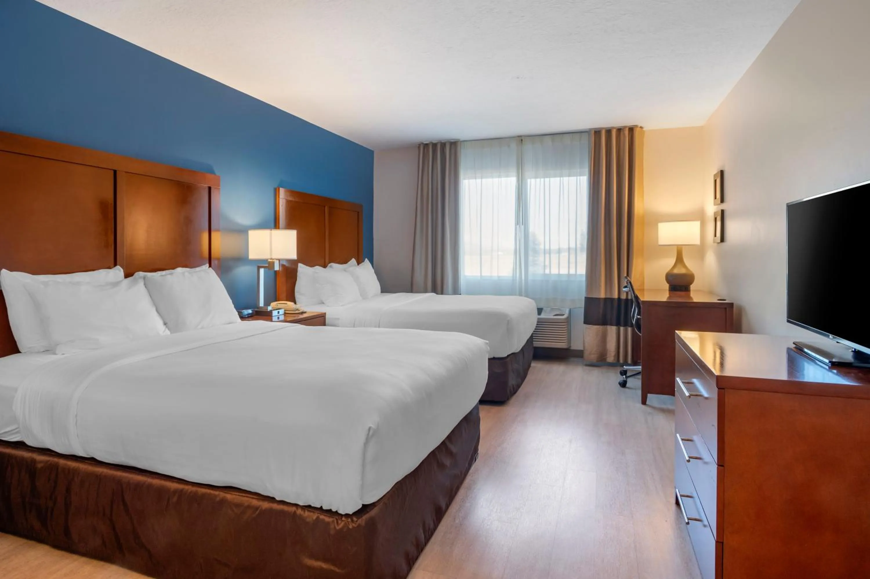 Property building, Bed in Comfort Inn & Suites Beaver - Interstate 15 North