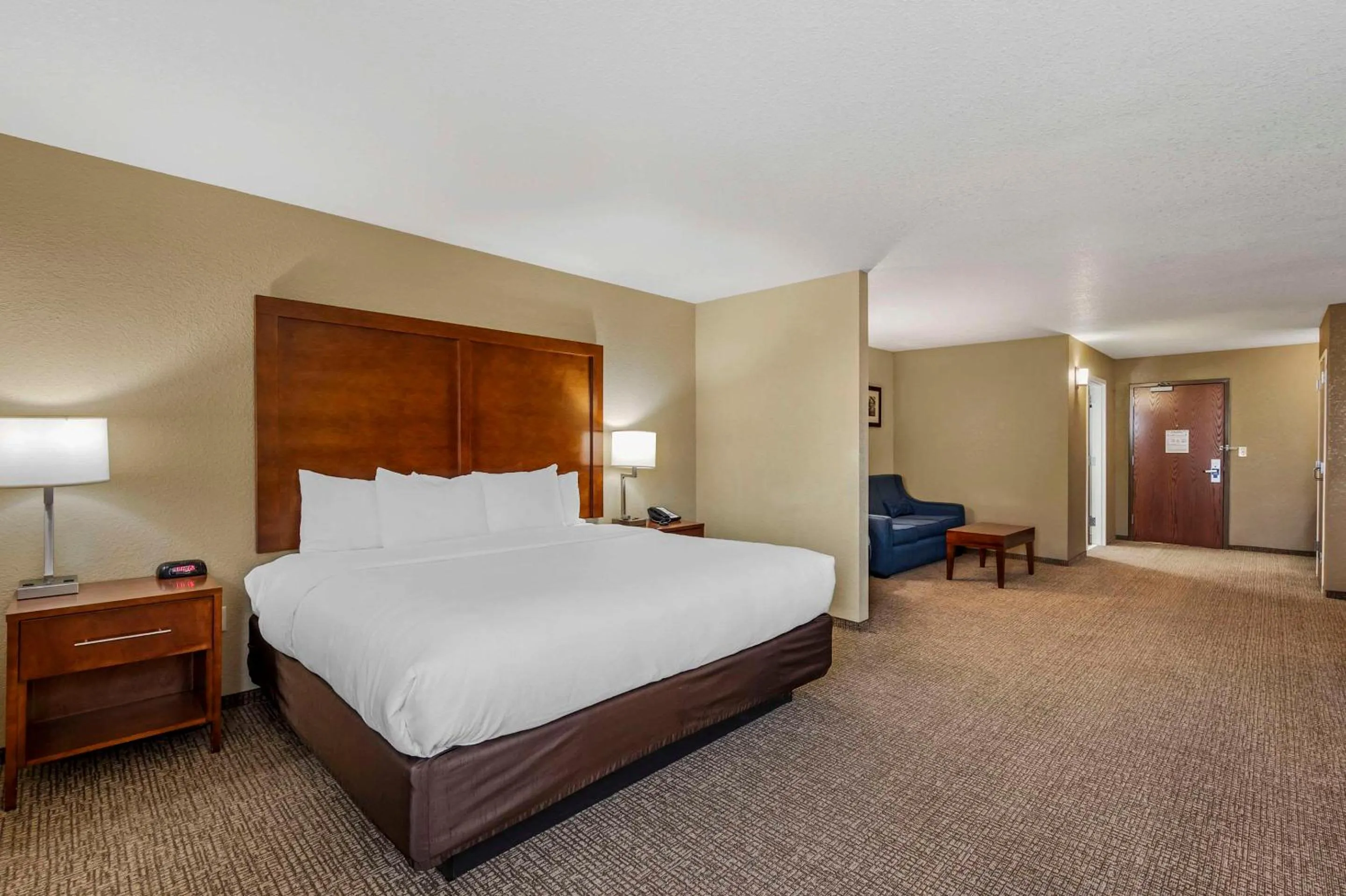 Bedroom, Bed in Comfort Inn & Suites