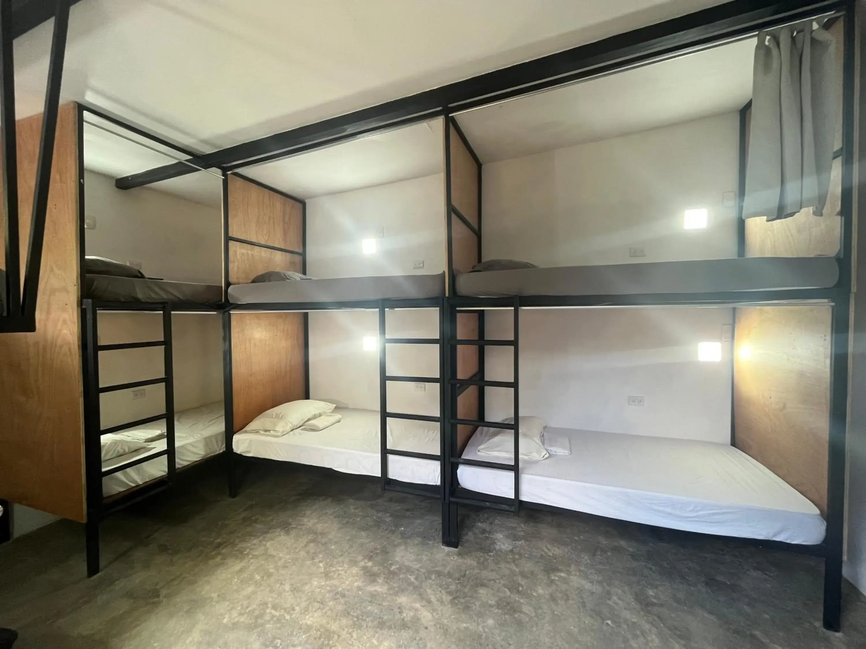 Single Bed in Dormitory Room in Akih Pods Hostel Single Bed in Dormitory Room in Akih Pods Hostel