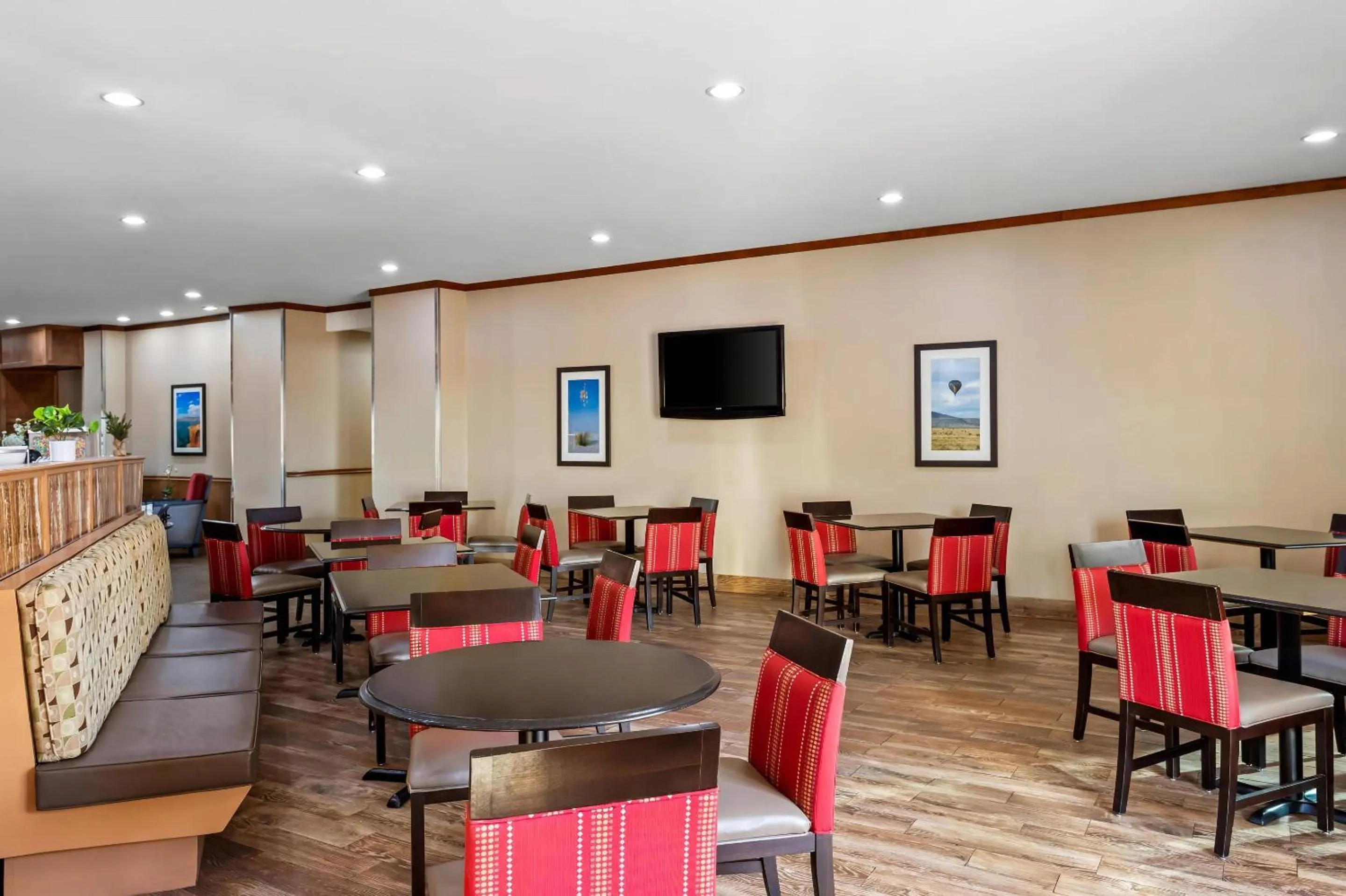 Breakfast in Comfort Suites Roswell North