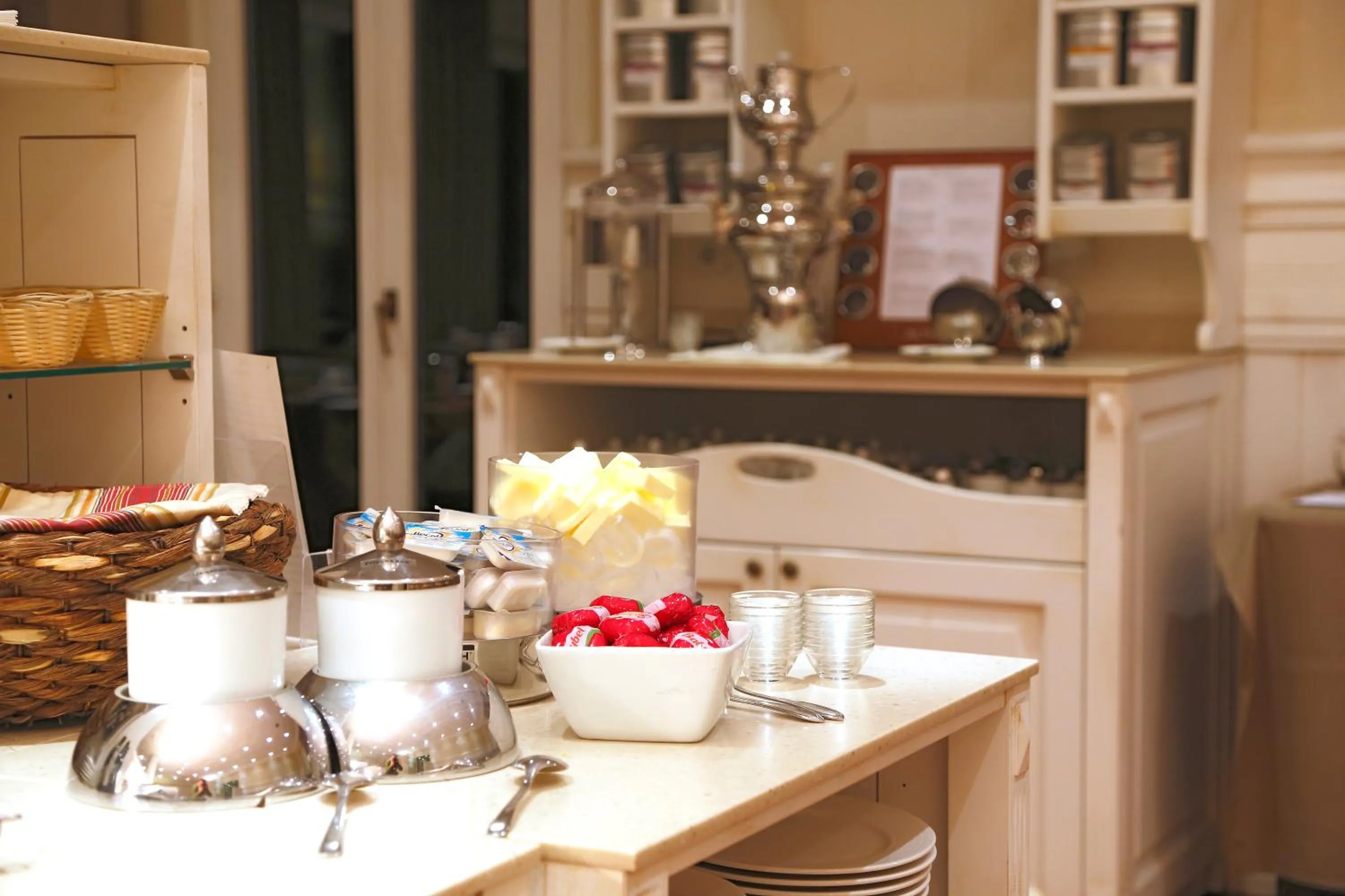 Food and drinks in Blesius Garten