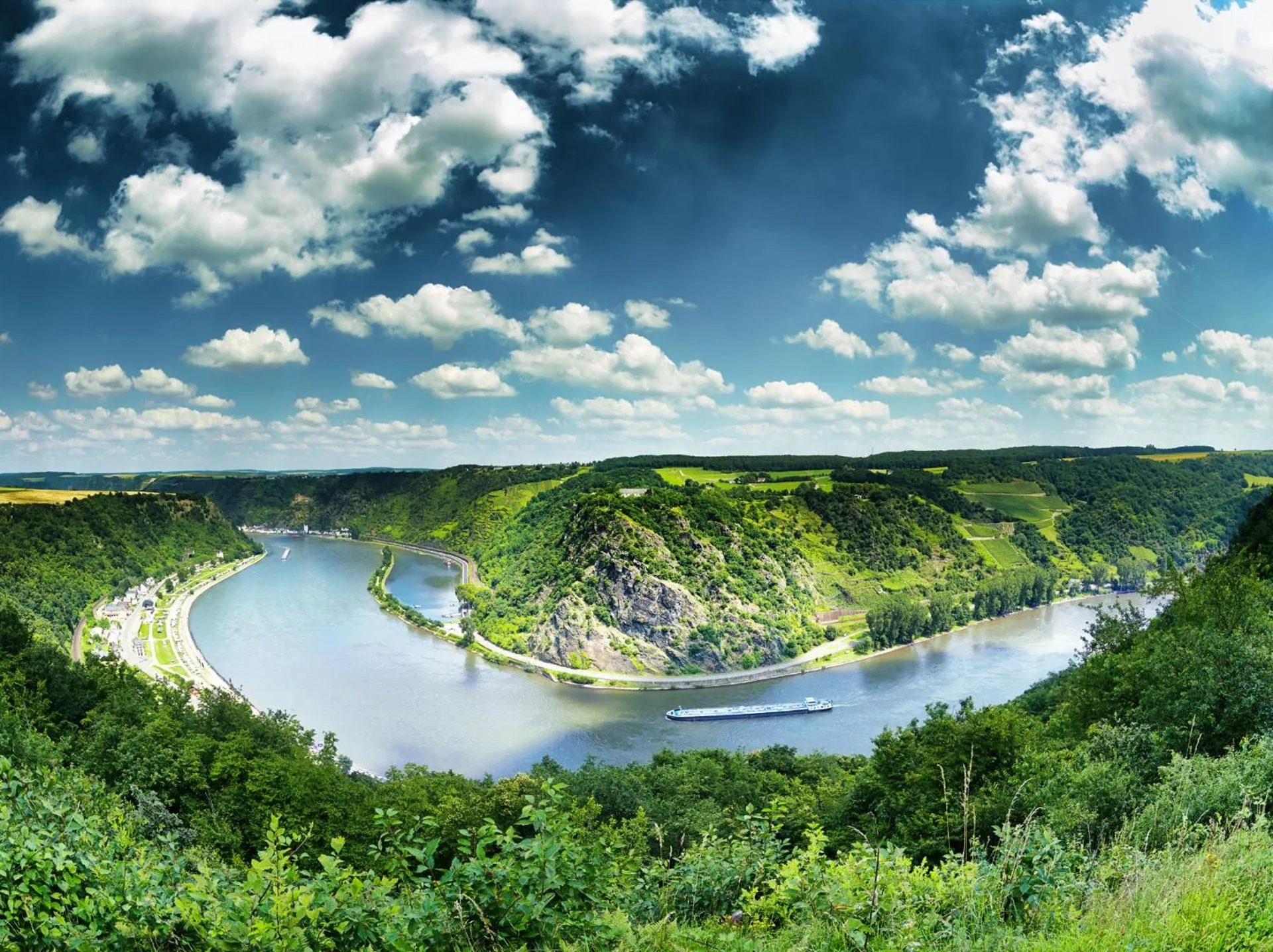 Staff in PARK VILLA zentral am Mittelrhein Zimmer&Apartments Self check in Aparthotel