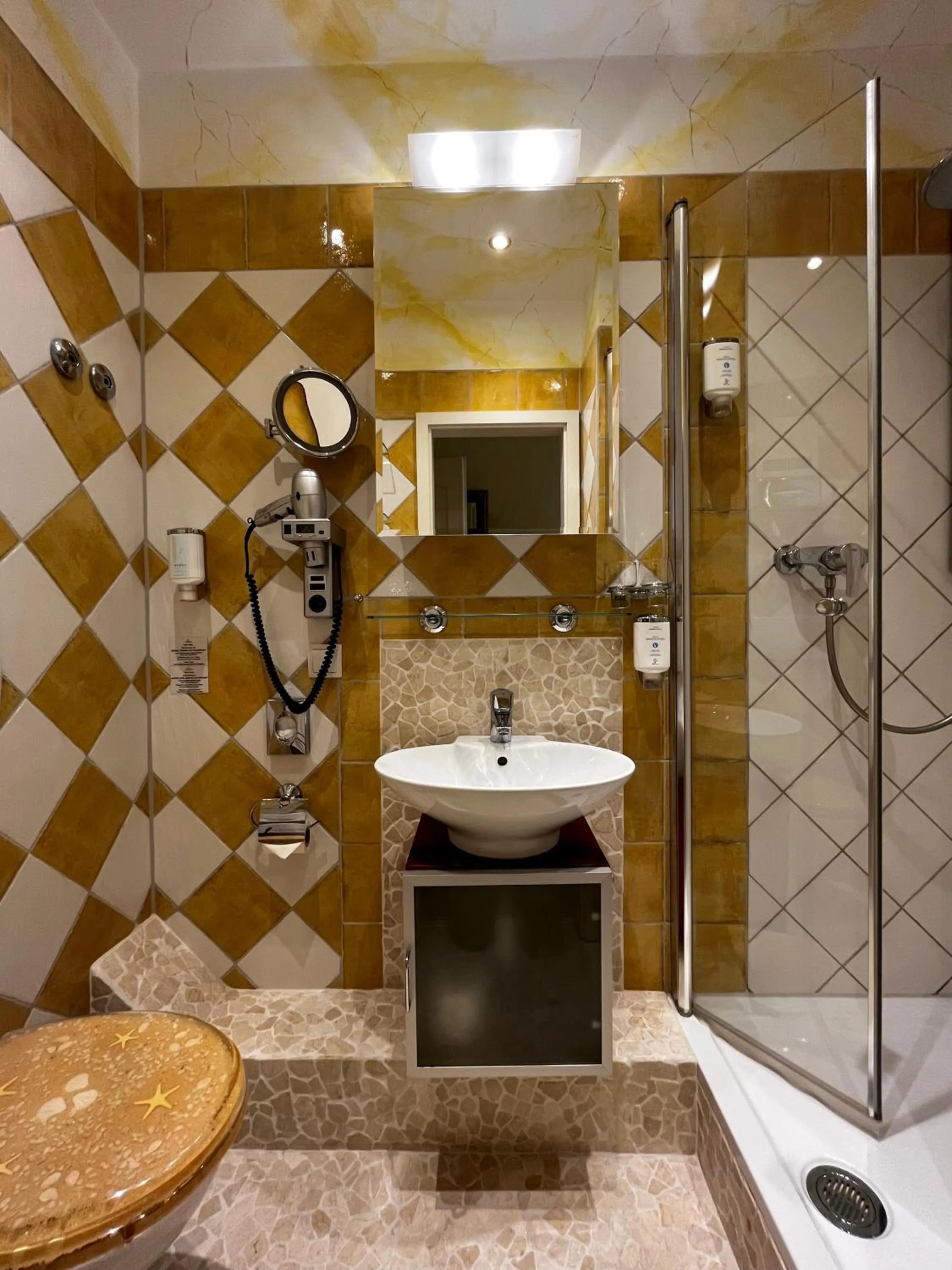 Shower in PARK VILLA zentral am Mittelrhein Zimmer&Apartments Self check in Aparthotel