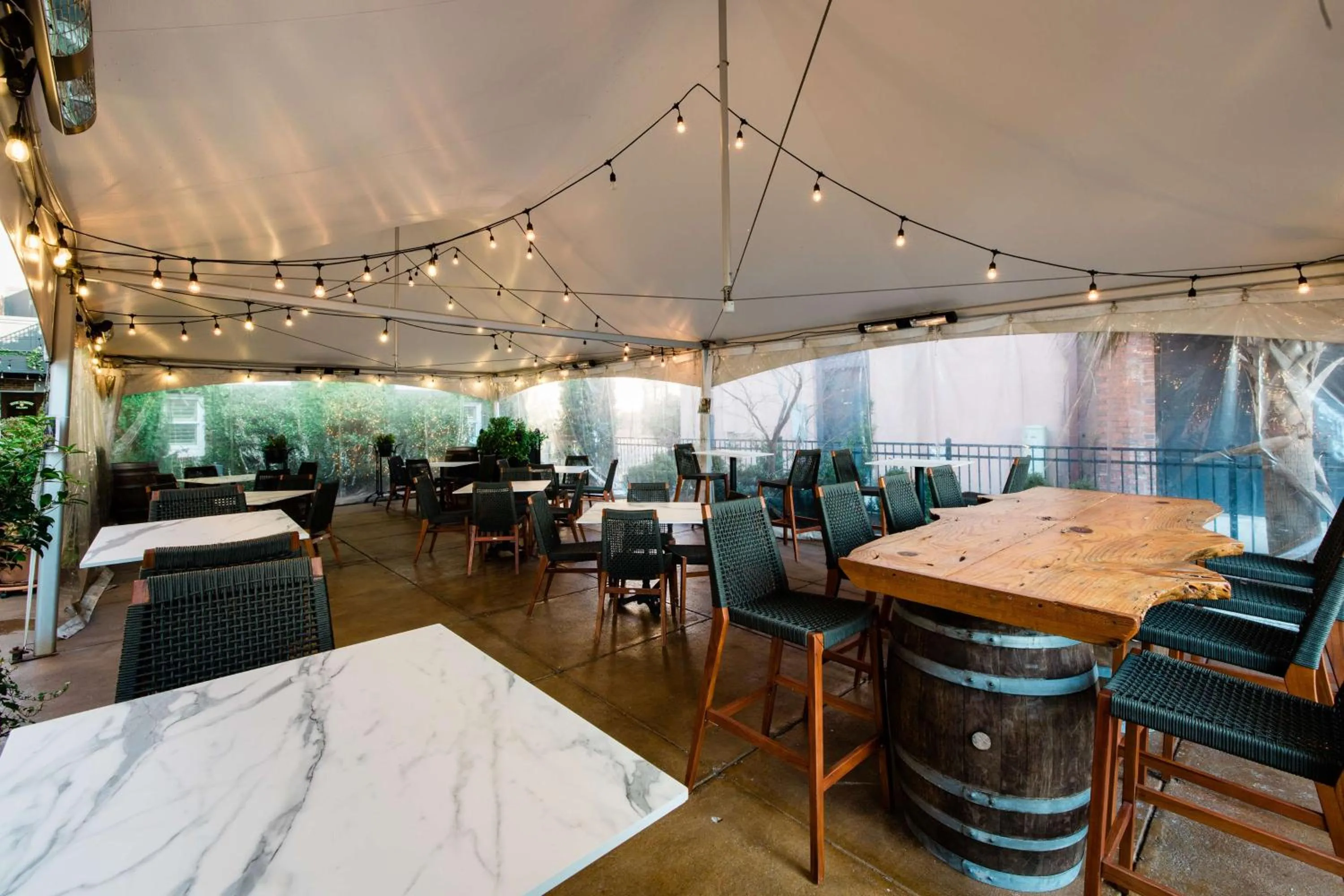 Lounge or bar in Hotel Florence, Tapestry Collection by Hilton