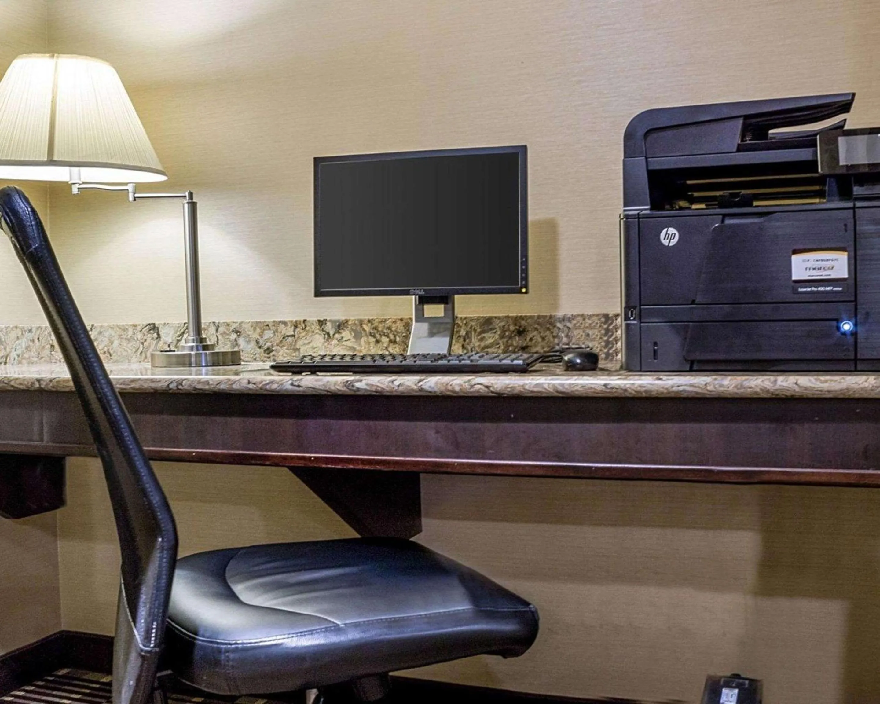 Business facilities in MainStay Suites Bismarck
