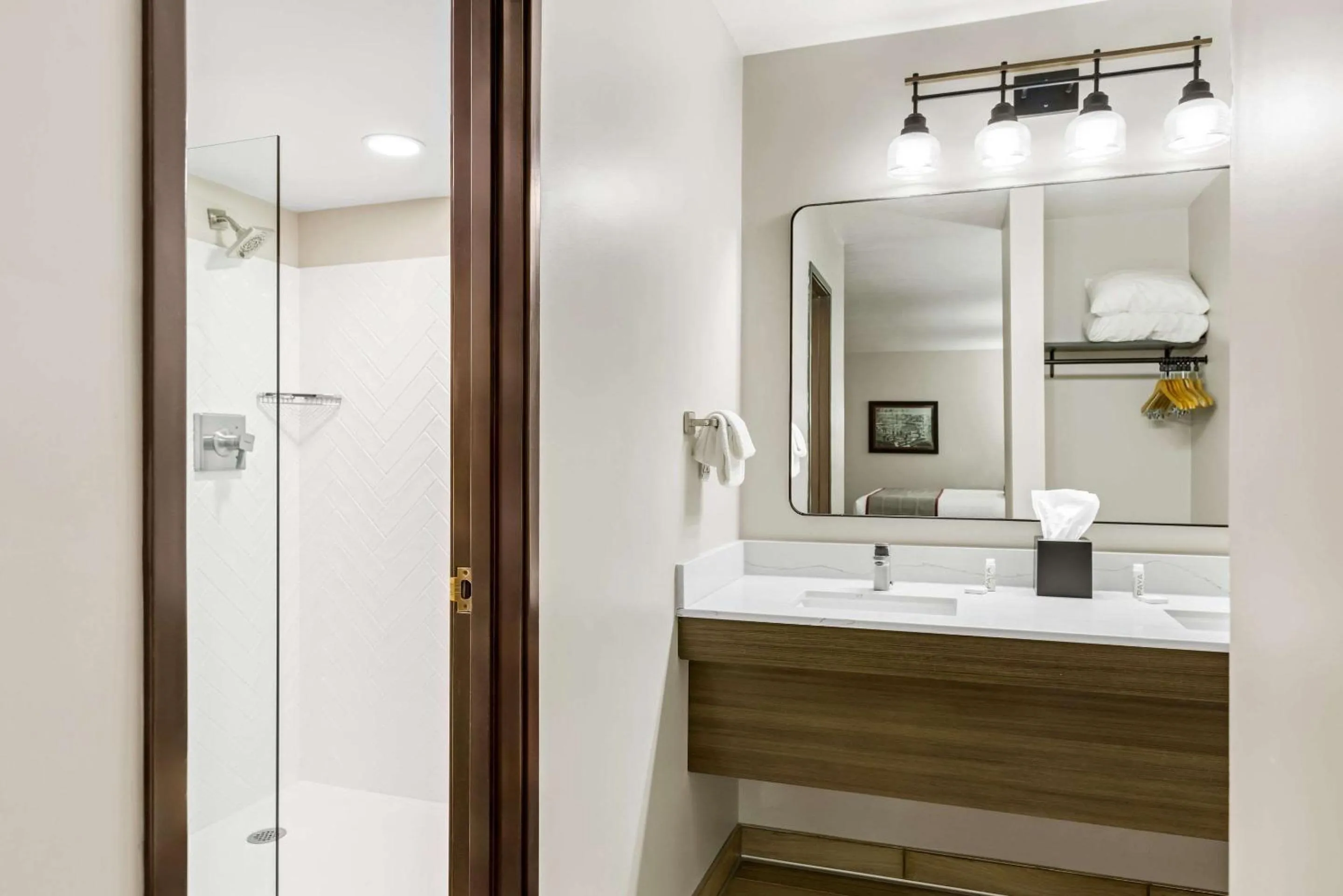 Bedroom in Lumber Jack Lodge, Ascend Hotel Collection