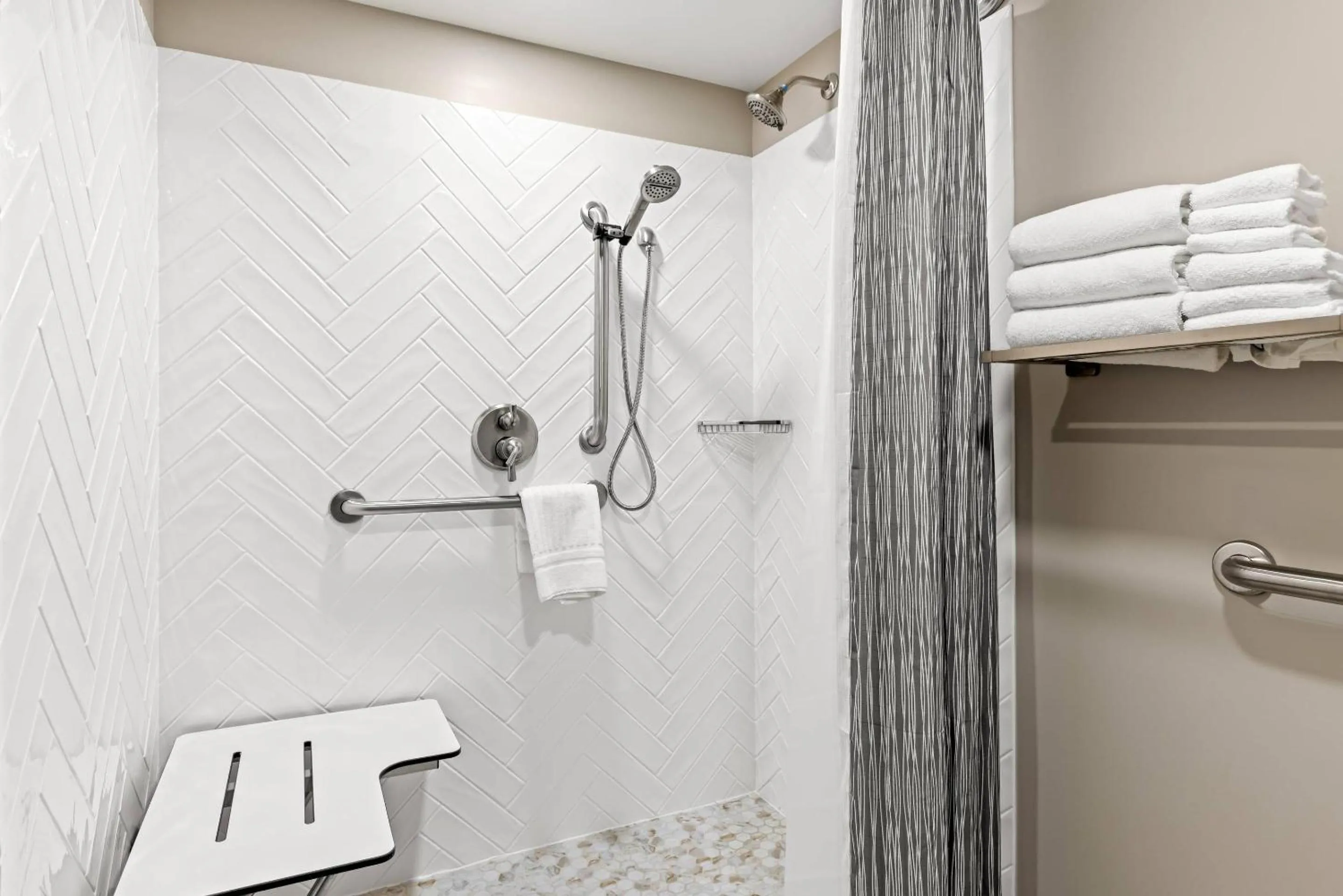 Bedroom in Lumber Jack Lodge, an Ascend Collection Hotel