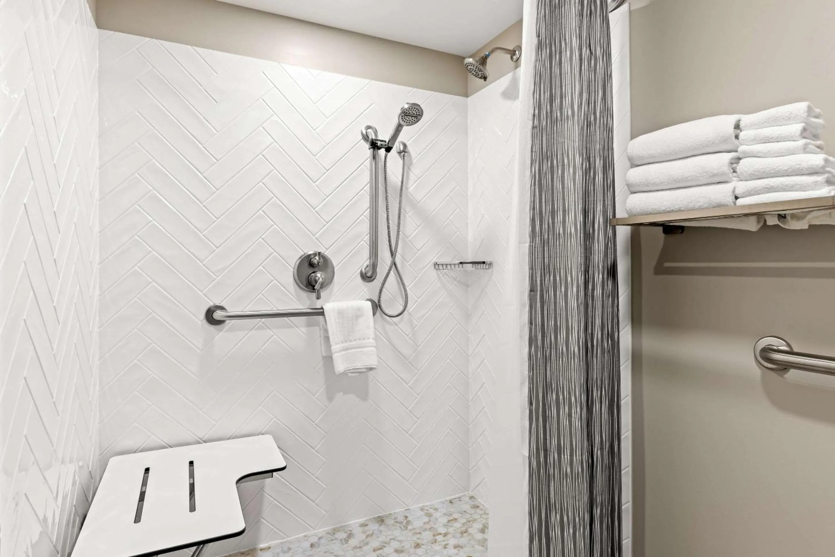 Bedroom in Lumber Jack Lodge, Ascend Hotel Collection