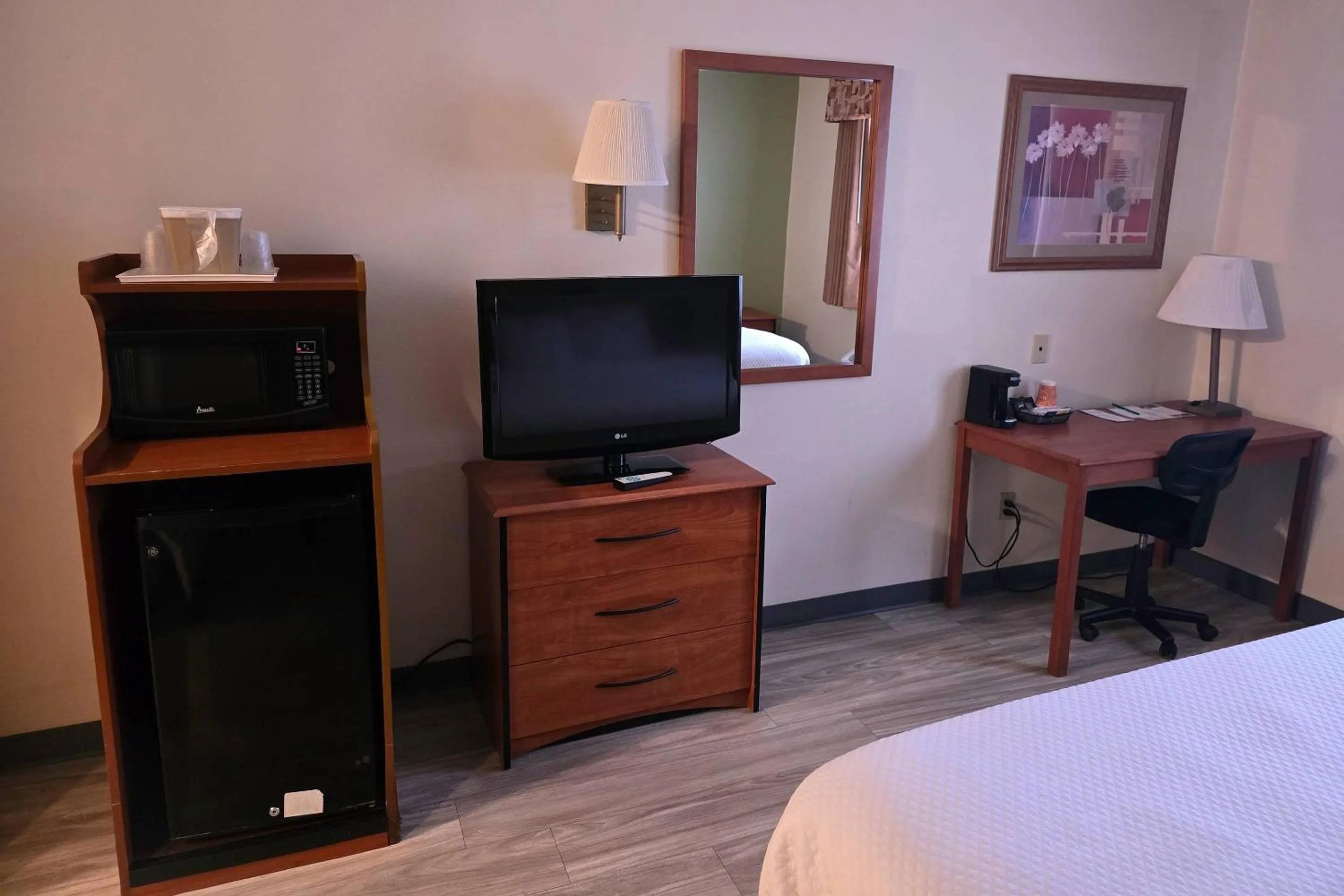 Bedroom in Quality Inn Durand I-69