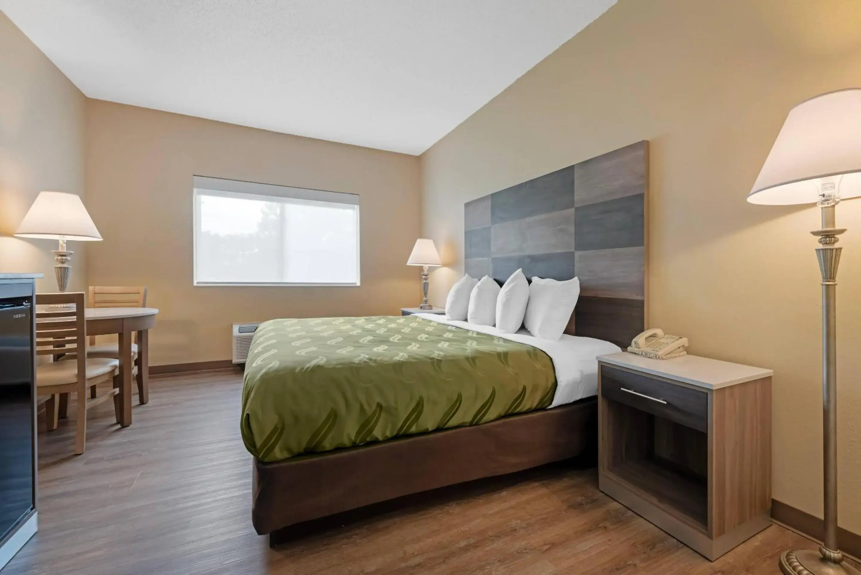 Bedroom, Bed in Quality Inn Bemidji Bedroom, Bed in Quality Inn Bemidji