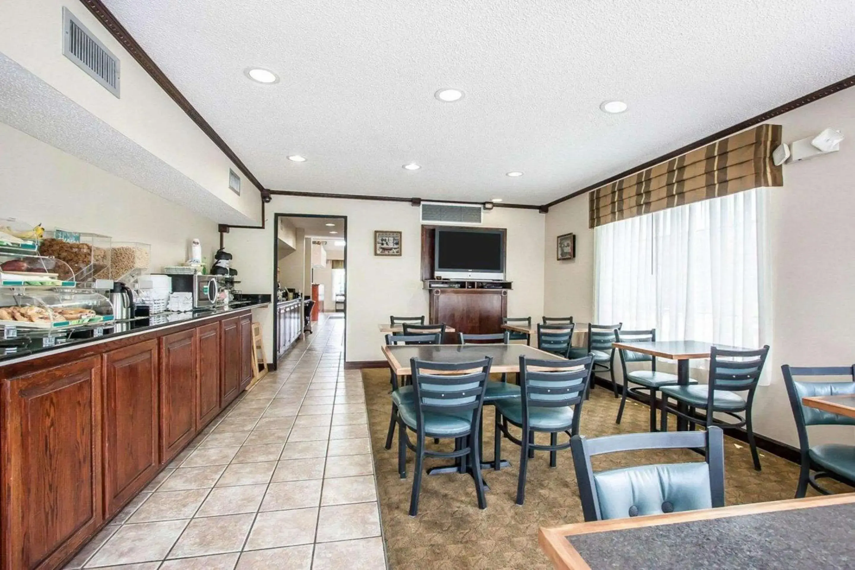 Restaurant/places to eat in Quality Inn Savannah South Restaurant/places to eat in Quality Inn Savannah South