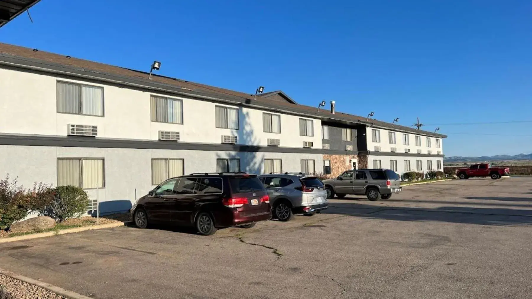 Property building in Wingate by Wyndham Beaver I-15 Property building in Wingate by Wyndham Beaver I-15