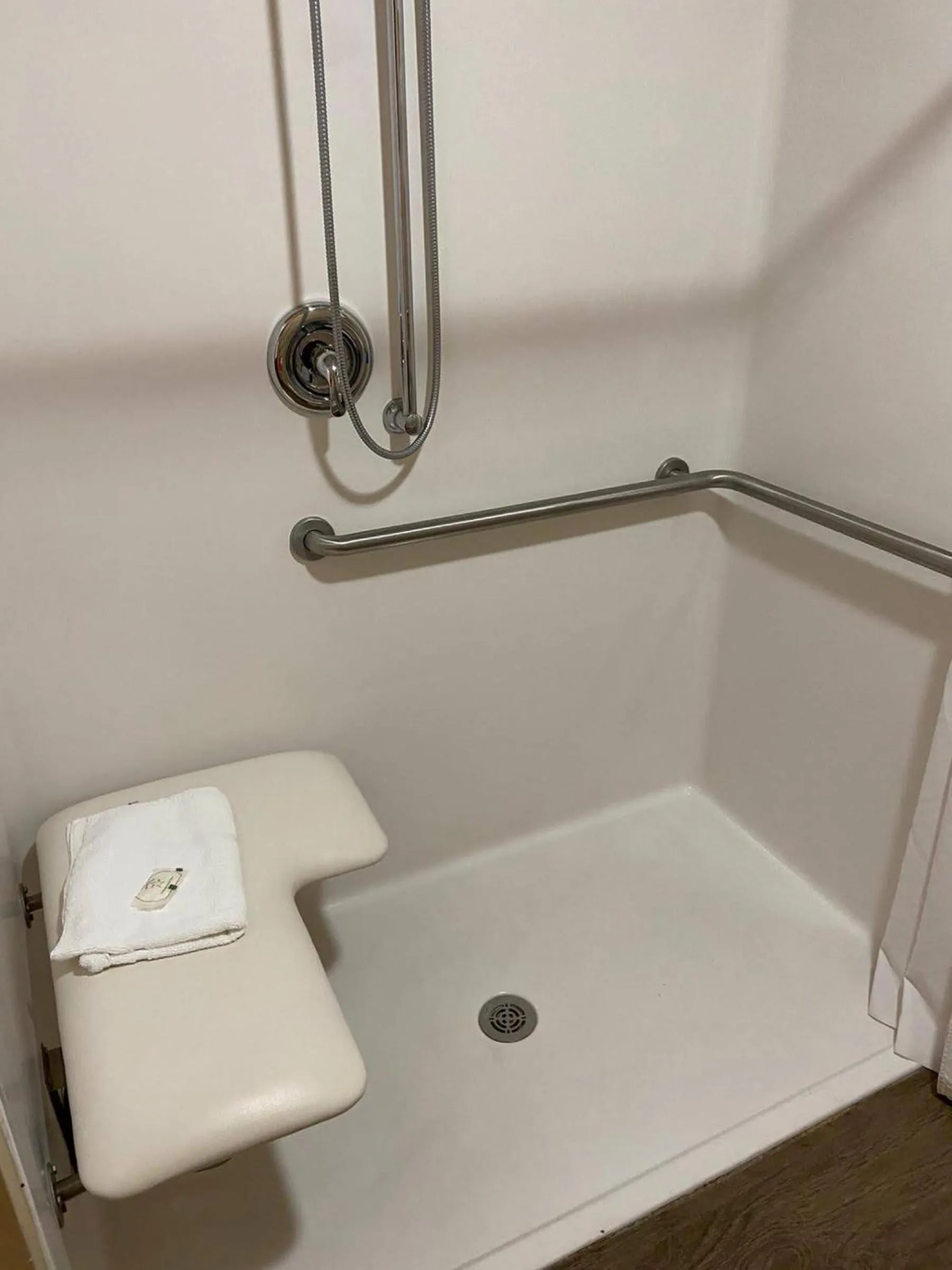 acessibility in Wingate by Wyndham Beaver I-15