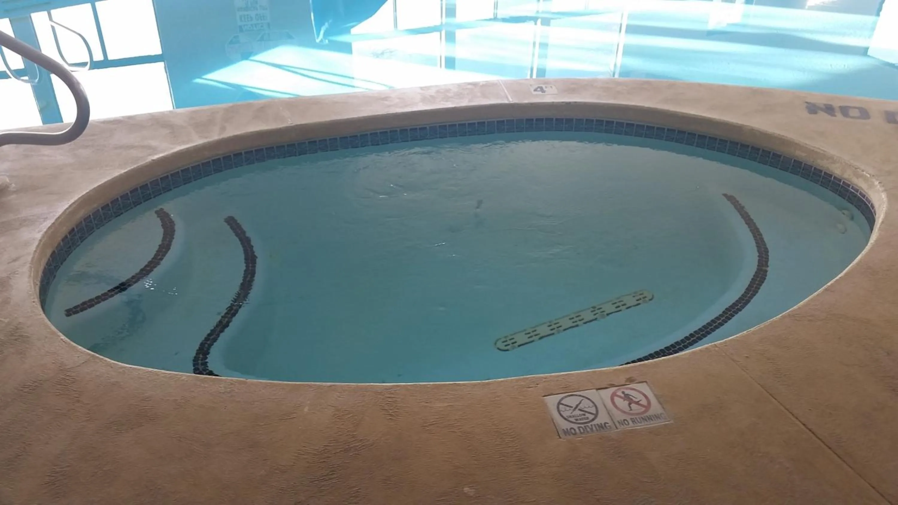 Hot Tub in Wingate by Wyndham Beaver I-15